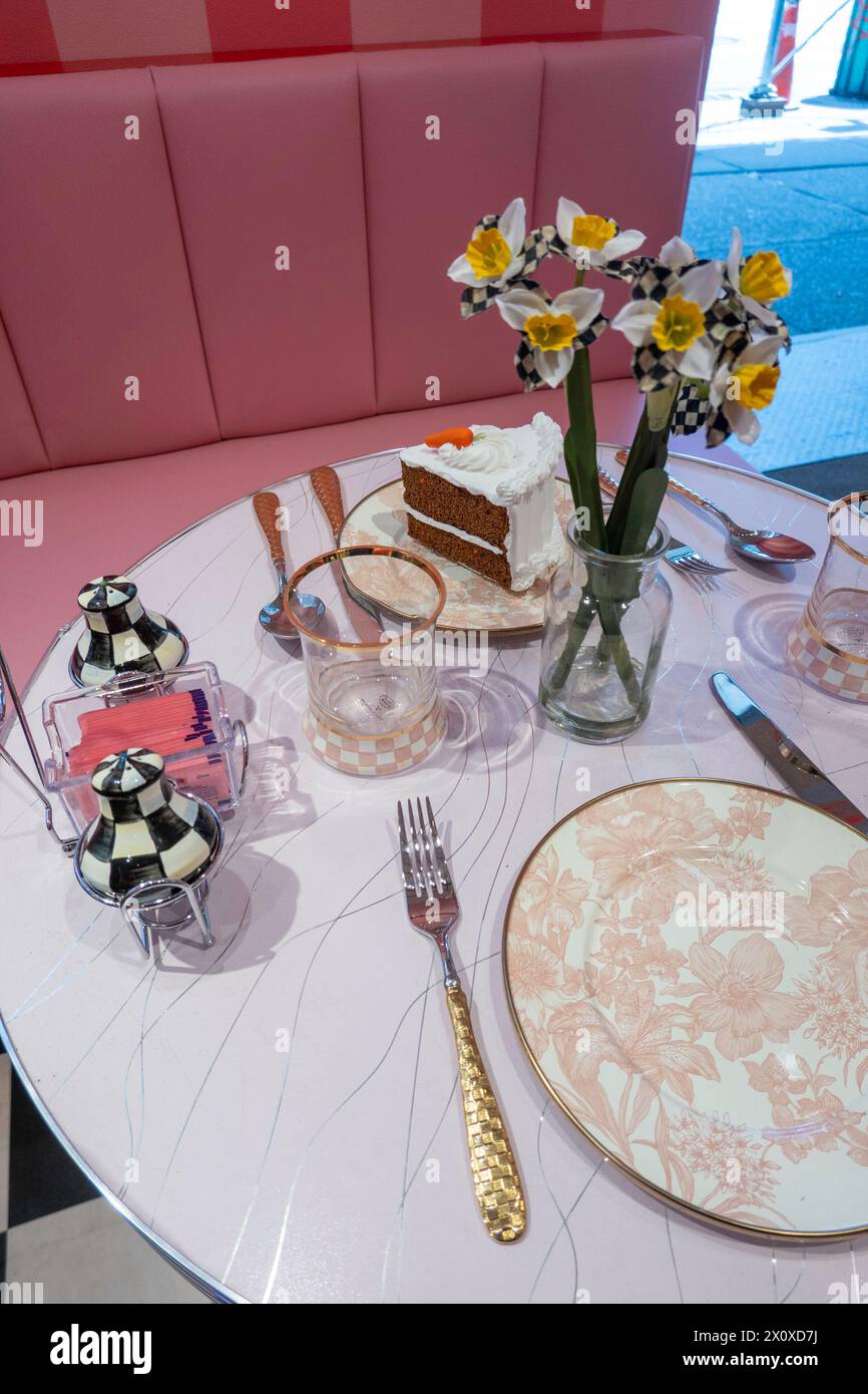 Mackenzie-Childs SoHo Store Interior, New York City, USA 2024 Foto Stock