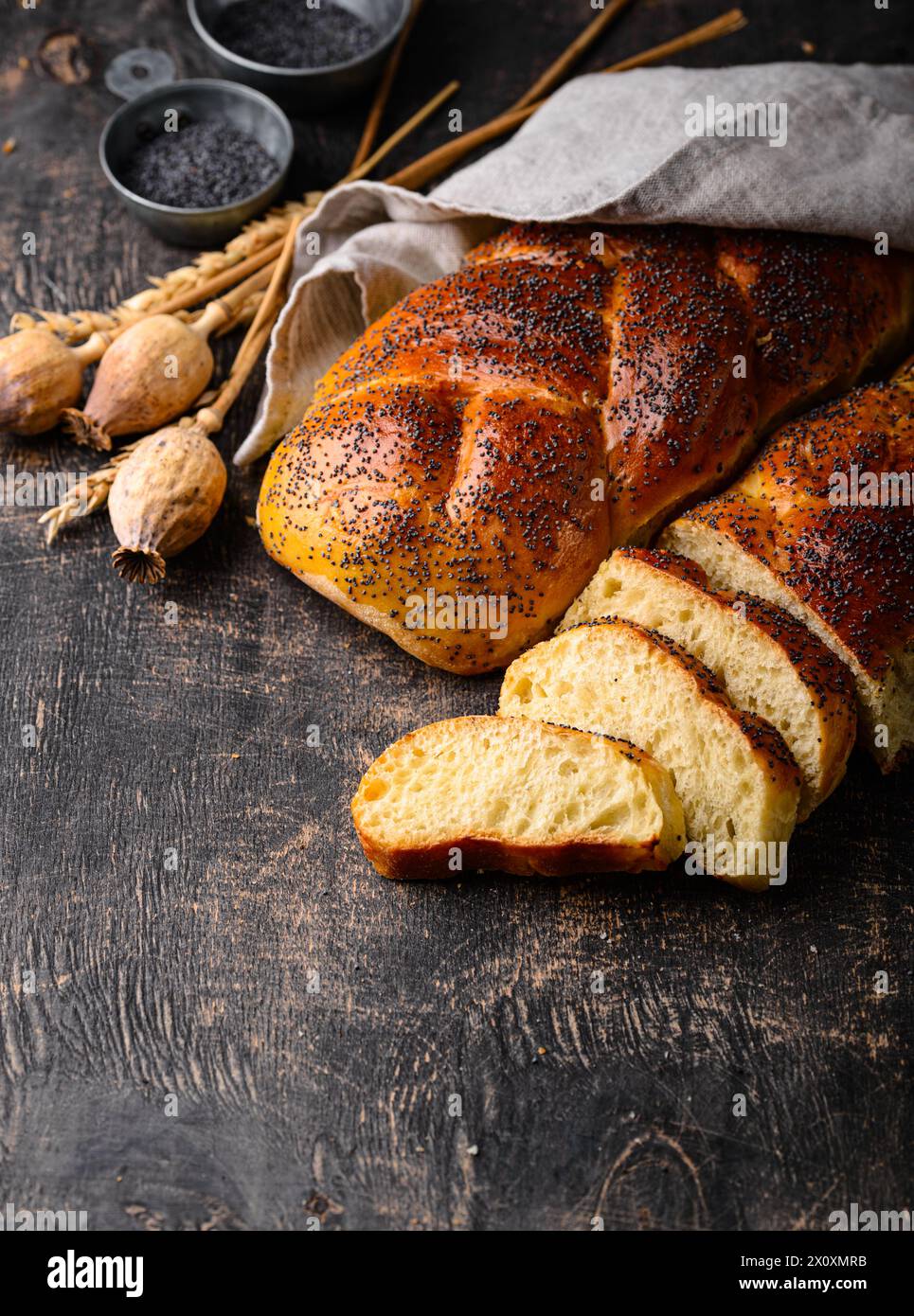 Pane tradizionale ebraico di sabato Challah Foto Stock