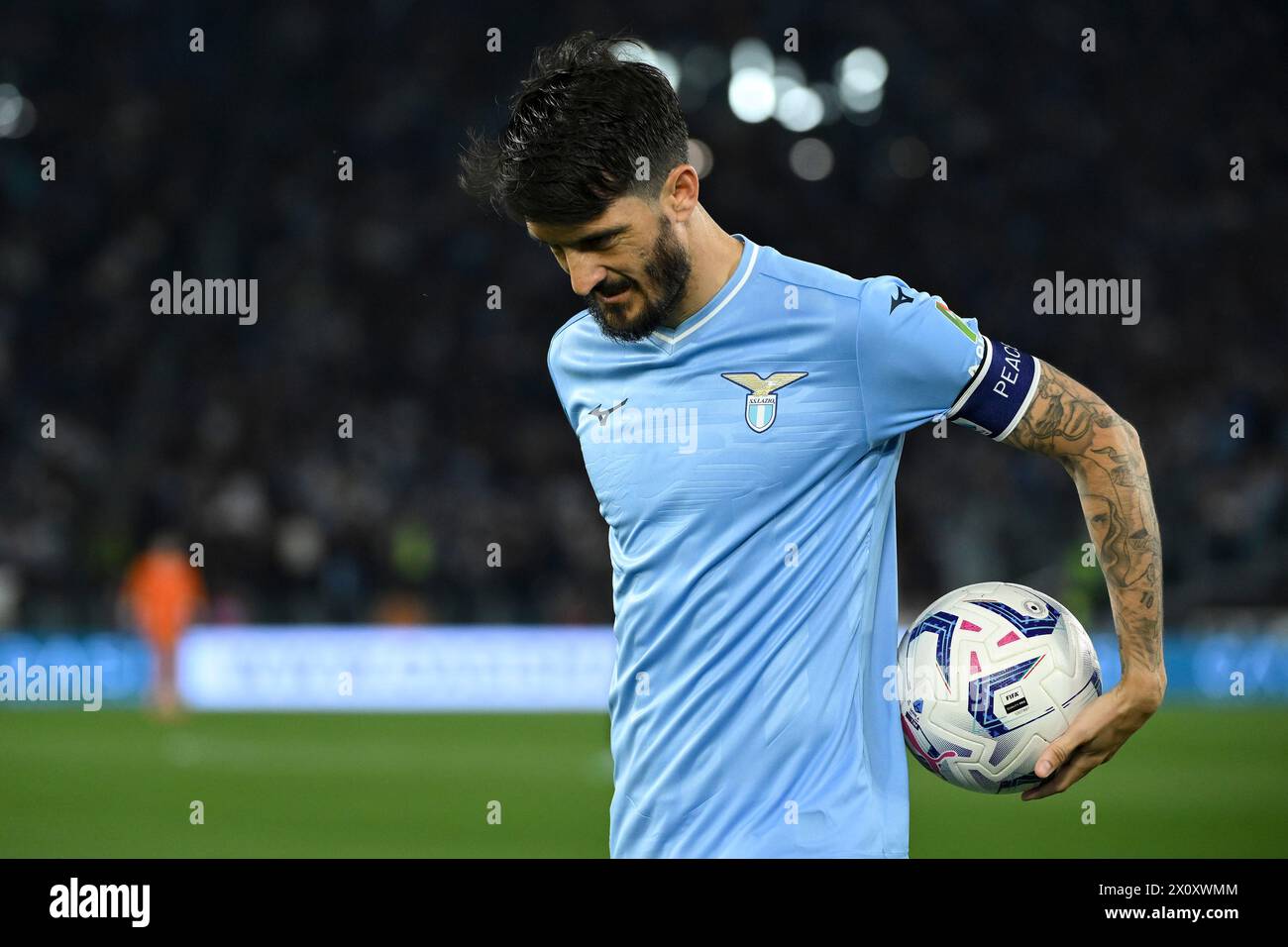 Luis Alberto del SS Lazio tiene il pallone durante la partita di serie A tra SS Lazio e US Salernitana allo stadio Olimpico di Roma (Italia), 12 aprile 2024. Foto Stock