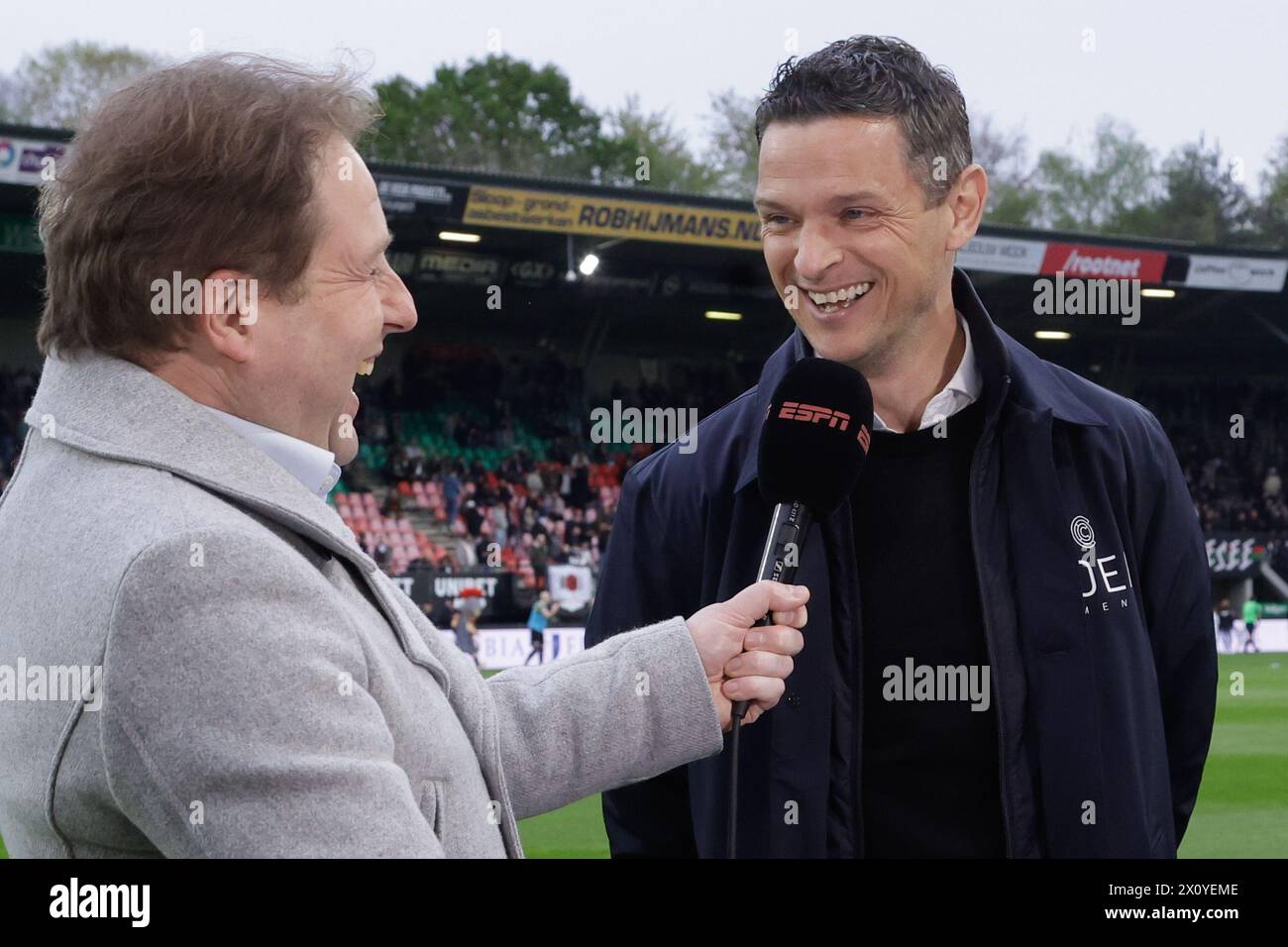 Torrevieja, Spagna. 14 aprile 2024. TORREVIEJA, SPAGNA - 14 APRILE: Il capo allenatore Rogier Meijer del NEC riceve un'intervista durante la partita di qualificazione olimpica tra Spagna e Paesi Bassi al Palacio de los Deportes de Torrevieja il 14 aprile 2024 a Torrevieja, Spagna. (Foto di Henk Seppen/Orange Pictures) credito: Orange Pics BV/Alamy Live News Foto Stock