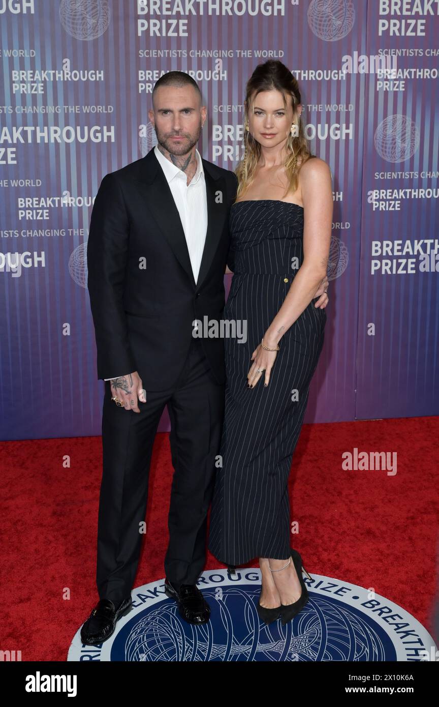 LOS ANGELES, STATI UNITI. 13 aprile 2024: Adam Levine e Behati Prinsloo ai premi Breakthrough 2024 all'Academy Museum. Immagine: Paul Smith/features flash Foto Stock