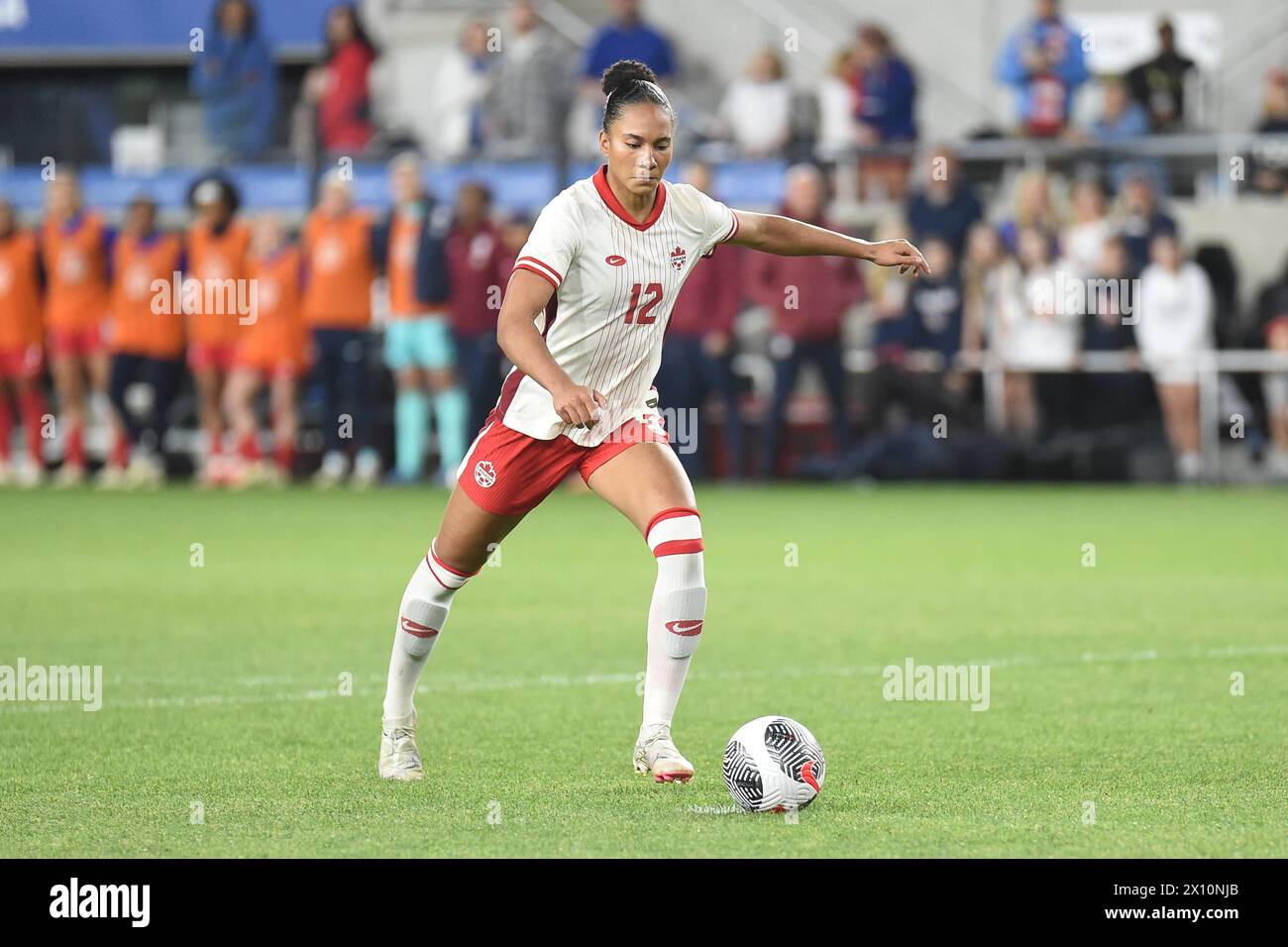 Columbus, Ohio, Stati Uniti. 9 aprile 2024. Il difensore canadese Jade Rose (12) prende un tiro durante i calci di rigore durante la partita finale della SHeBelieves Cup tra Stati Uniti e Canada a Columbus, Ohio, USA. Crediti: Brent Clark/Alamy Live News Foto Stock Columbus, Ohio, Stati Uniti. 9 aprile 2024. Il difensore canadese Jade Rose (12) prende un tiro durante i calci di rigore durante la partita finale della SHeBelieves Cup tra Stati Uniti e Canada a Columbus, Ohio, USA. Crediti: Brent Clark/Alamy Live News Foto Stock