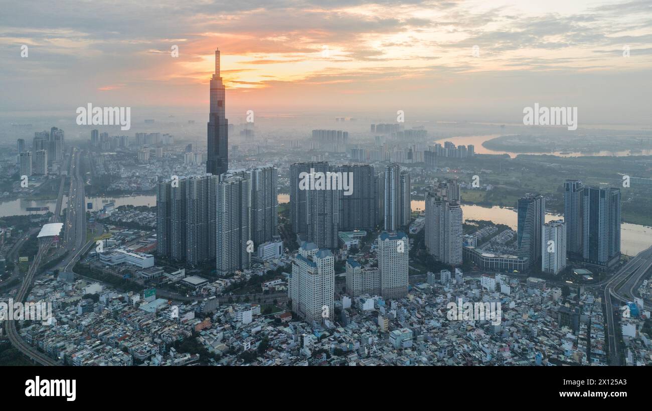 12 agosto 2023: Panorama dell'area residenziale Landmark, dove si trova l'edificio di 81 piani, quartiere di Binh Thanh, città di ho chi Minh Foto Stock