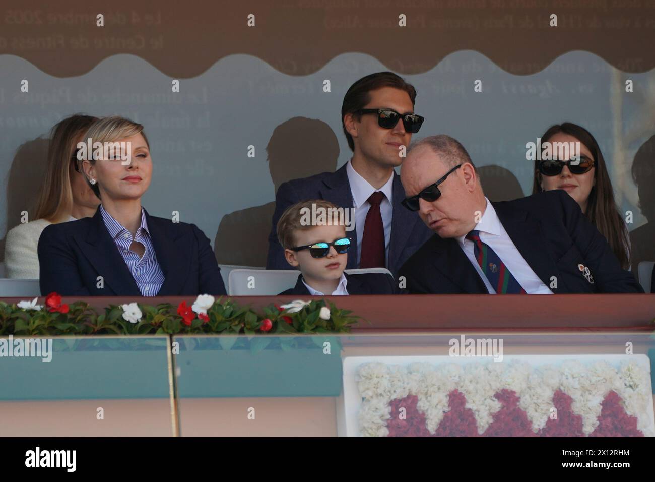 MONTE-CARLO, MONACO - 14 APRILE: Principessa Charlene, Principe Jacques e SAS le Prince Albert II de Monaco durante la finale al Rolex Monte-Carlo Masters al Monte-Carlo Country Club il 14 aprile 2024 a Monte-Carlo, Monaco. Foto Stock