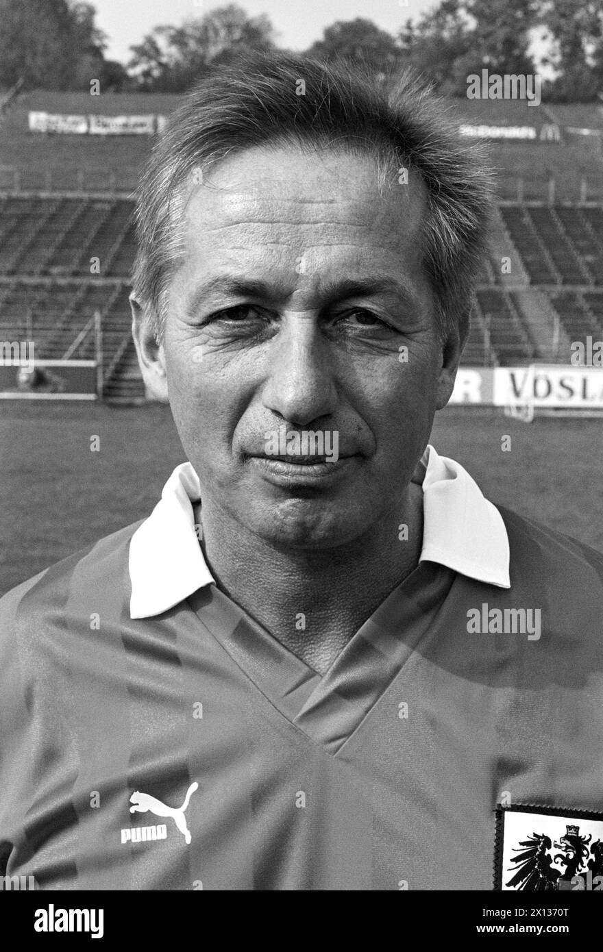 Vienna il 10 ottobre 1990: 25 anni dopo che la squadra di calcio austriaca colpì Londra con 3:2, gli "Eroi di Wembley" si incontrarono in occasione di un invito di Toni Fritsch. Nella foto: Alfons Dirnberger. - 19901010 PD0020 - Rechteinfo: Diritti gestiti (RM) Foto Stock