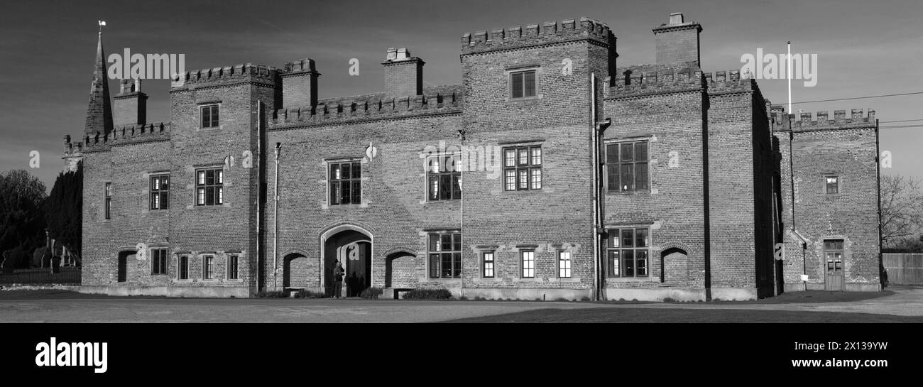 Vista sulla Holme Pierrepont Hall, Nottinghamshire, Inghilterra, Regno Unito Foto Stock