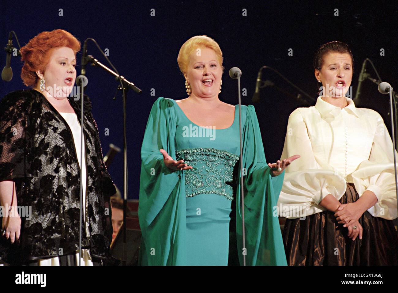 Concerto dei "tre prima Donnas" a Krems in bassa Austria il 20 agosto 1995. Foto (l. -r.): Mara Zampieri , Katia Ricciarelli e Agnes Baltsa. - 19950820 PD0007 - Rechteinfo: Diritti gestiti (RM) Foto Stock
