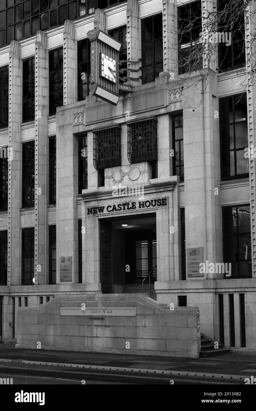 La New Castle House sul Canale di Nottingham e Beeston, Castle Wharf, la zona Waterfront della città di Nottingham, Nottinghamshire, Inghilterra, Regno Unito Foto Stock