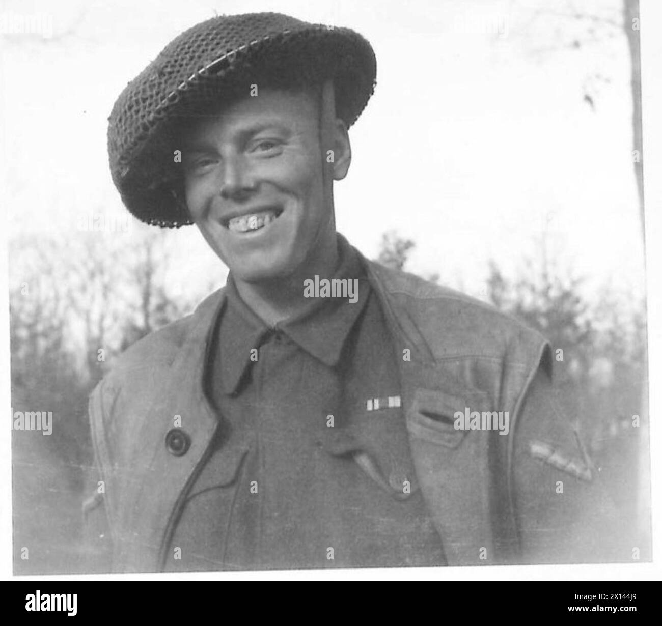 ITALIA : QUINTA TESTA DI PONTE ARMYANZIO : VARIE - L/CPL. J. Pointon, di 3, Gibson Street, Tunstill, Stoke-on-Trent, personale dell'esercito britannico Foto Stock