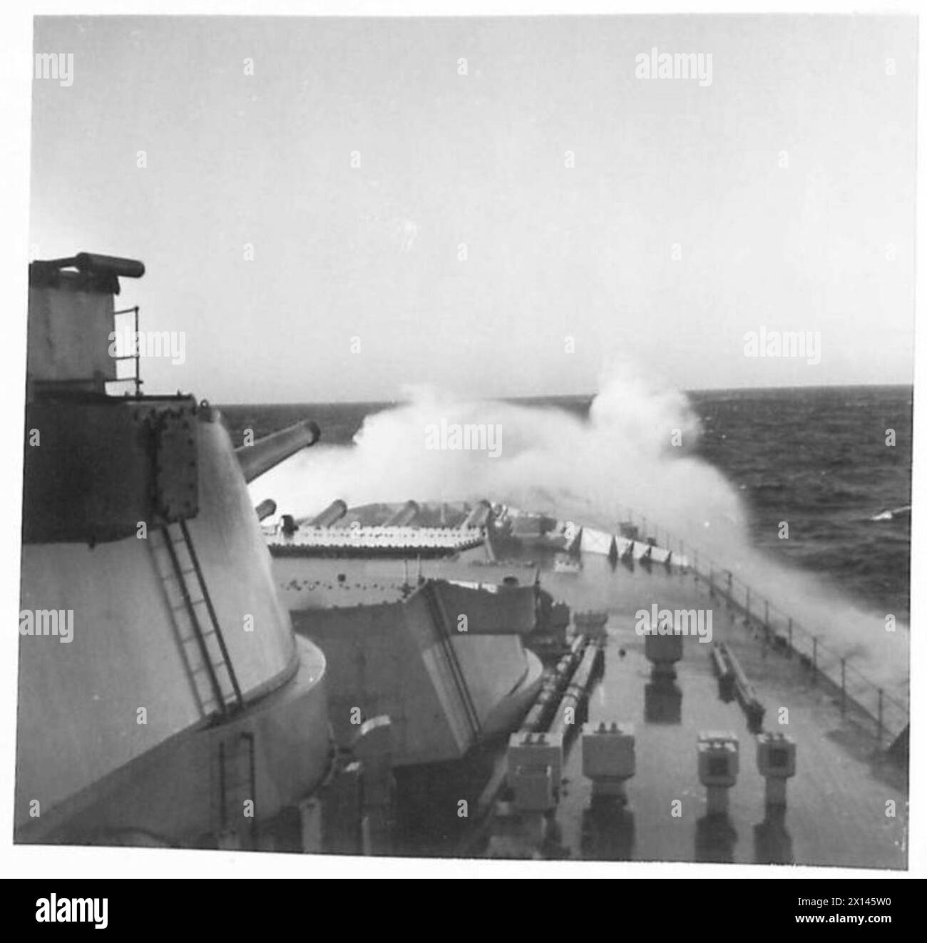 evidenziando le condizioni navali durante il trasporto militare." Foto Stock