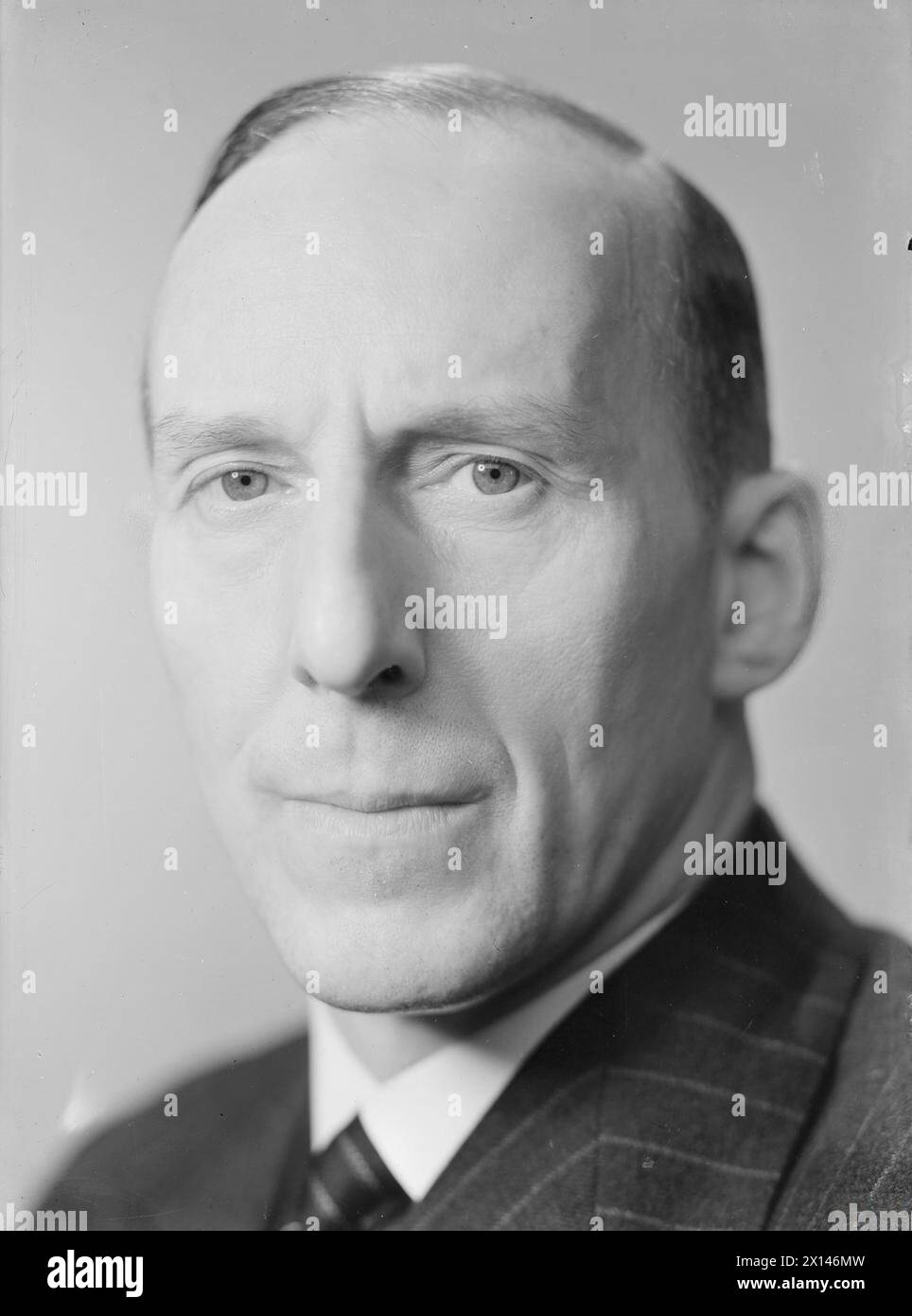 Henry Urmston Willink, nominato Ministro della salute nel 1943, prestò servizio nella Royal Field Artillery durante la prima guerra mondiale, ricevette onori militari e ricoprì vari ruoli legali e amministrativi prima e durante la seconda guerra mondiale Foto Stock