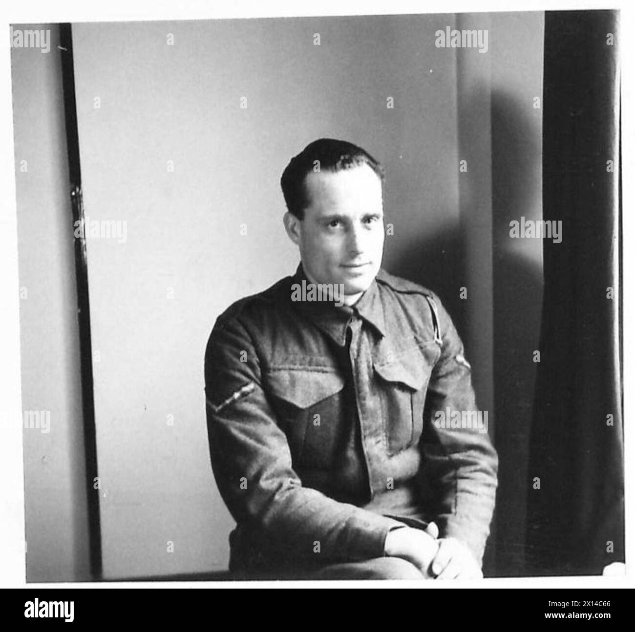 Ritratto del caporale Rottwerk, in servizio nell'esercito britannico, identificato con il numero di servizio 13.096.930. Foto Stock