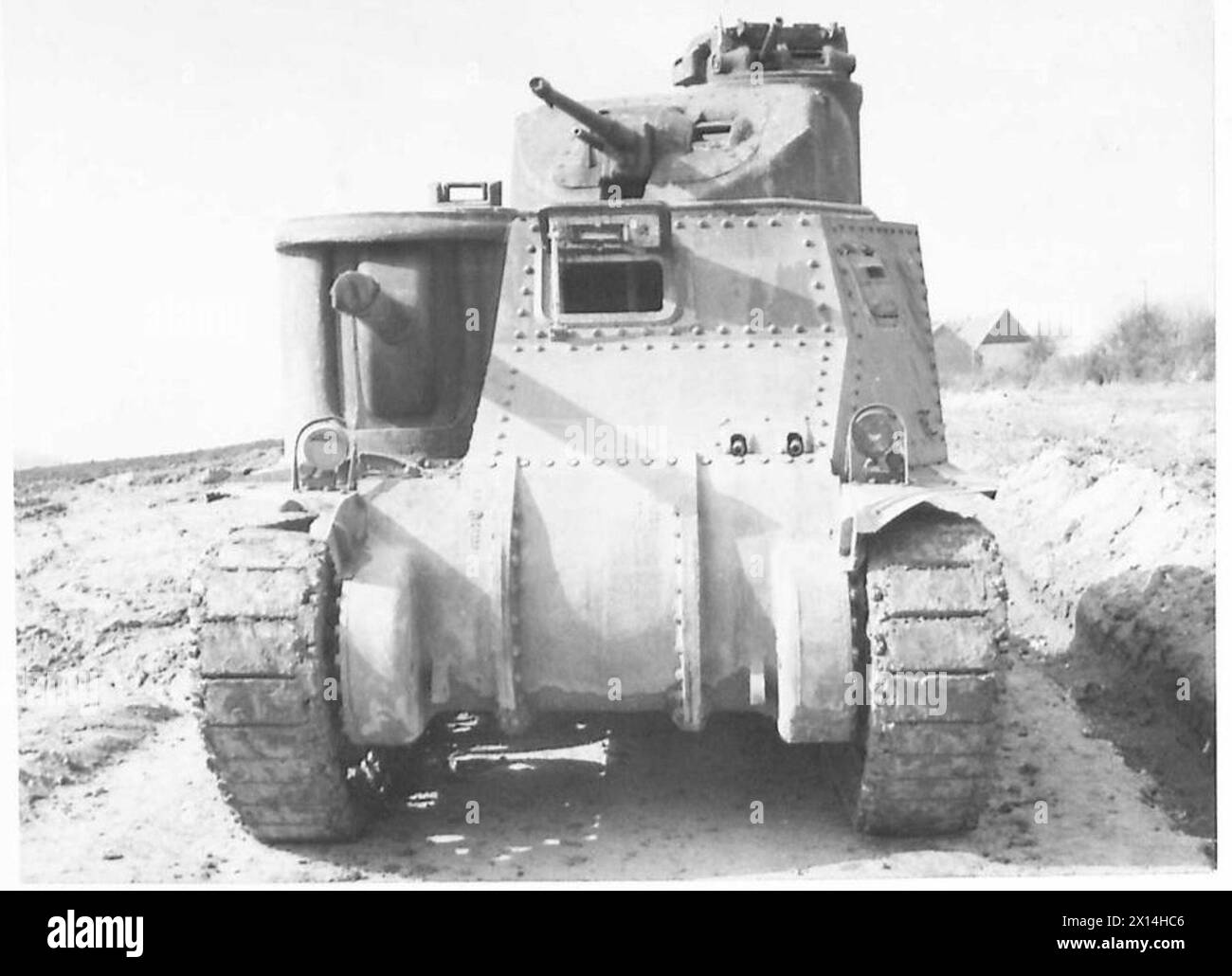 Viene visualizzato il carro armato medio americano (General Lee), che mostra le caratteristiche di progettazione e i componenti per uso militare. Foto Stock