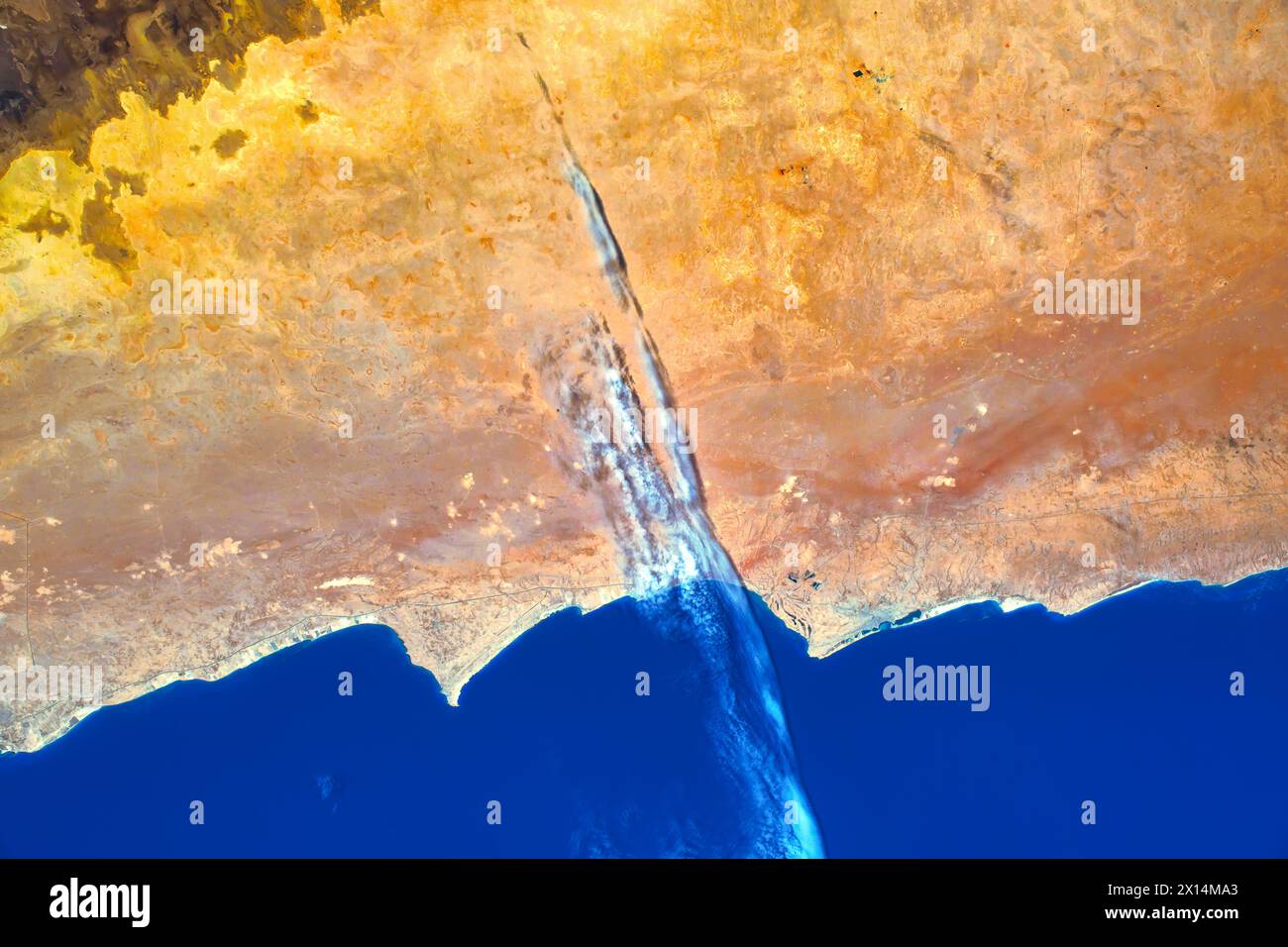 Caratteristiche costiere in Egitto. Miglioramento digitale di un'immagine da parte della NASA Foto Stock