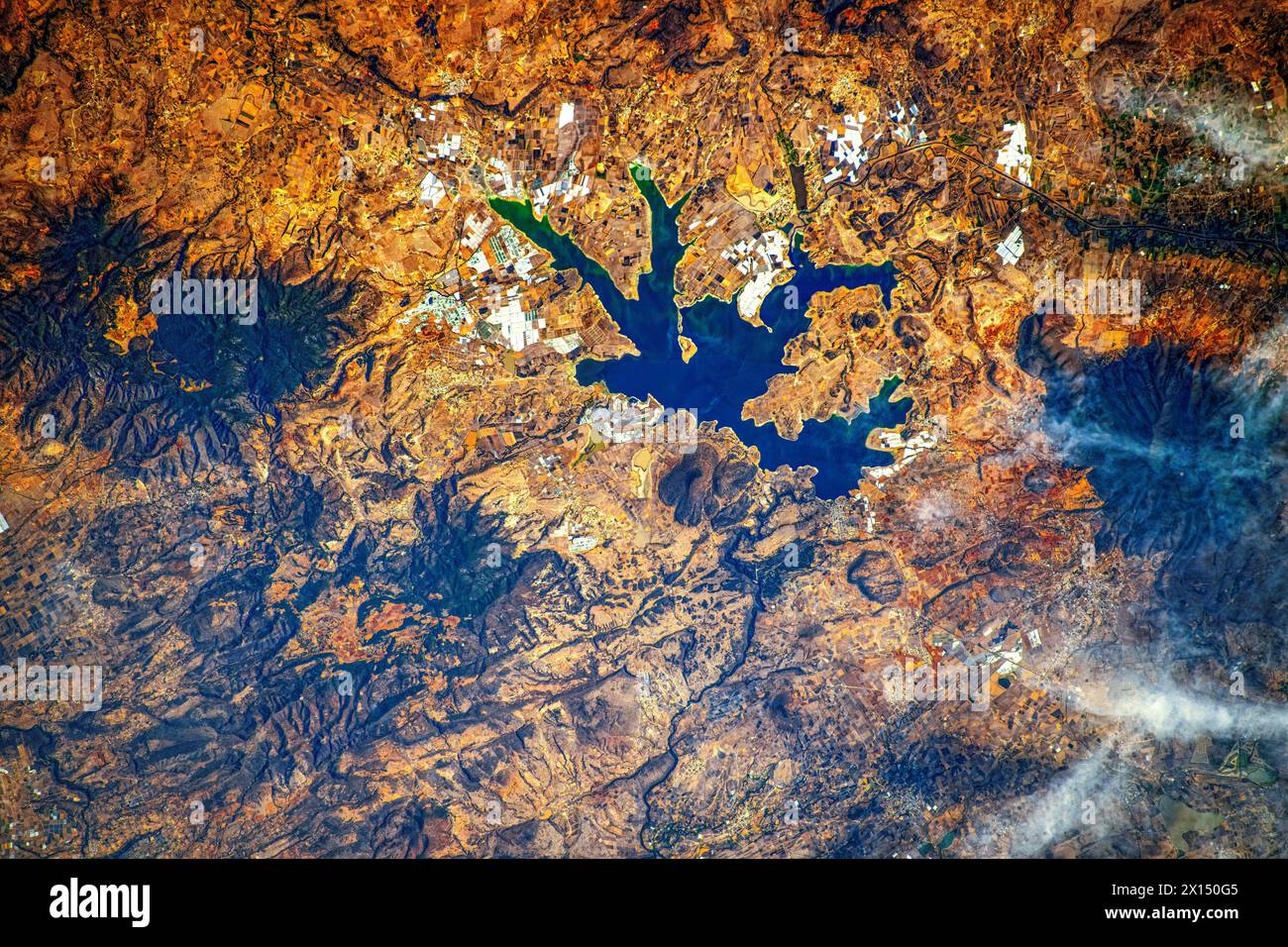 Caratteristiche di Lake and Land in Messico. Miglioramento digitale di un'immagine da parte della NASA Foto Stock