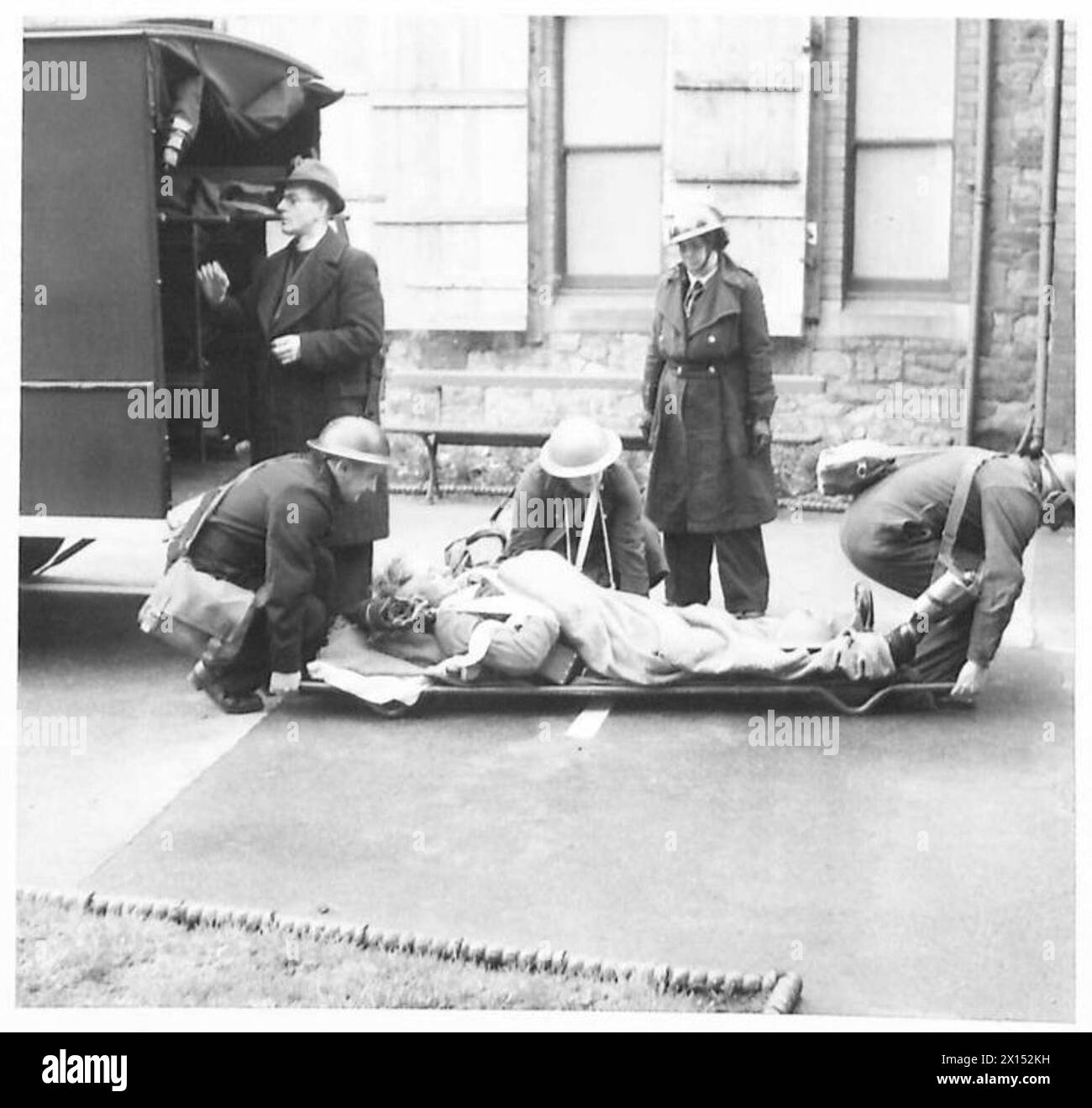 Un'ESERCITAZIONE DEL GALLES DEL SUD - 'vittime che arrivano all'ospedale British Army Foto Stock