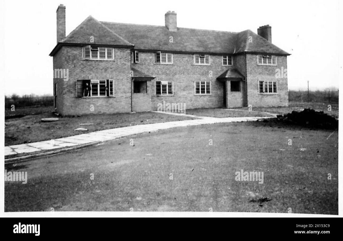 Le fotografie documentano gli edifici del Central Ordnance Depot di Donnington, vicino a Wellington, utilizzato per lo stoccaggio e la logistica militare dall'esercito britannico. Foto Stock