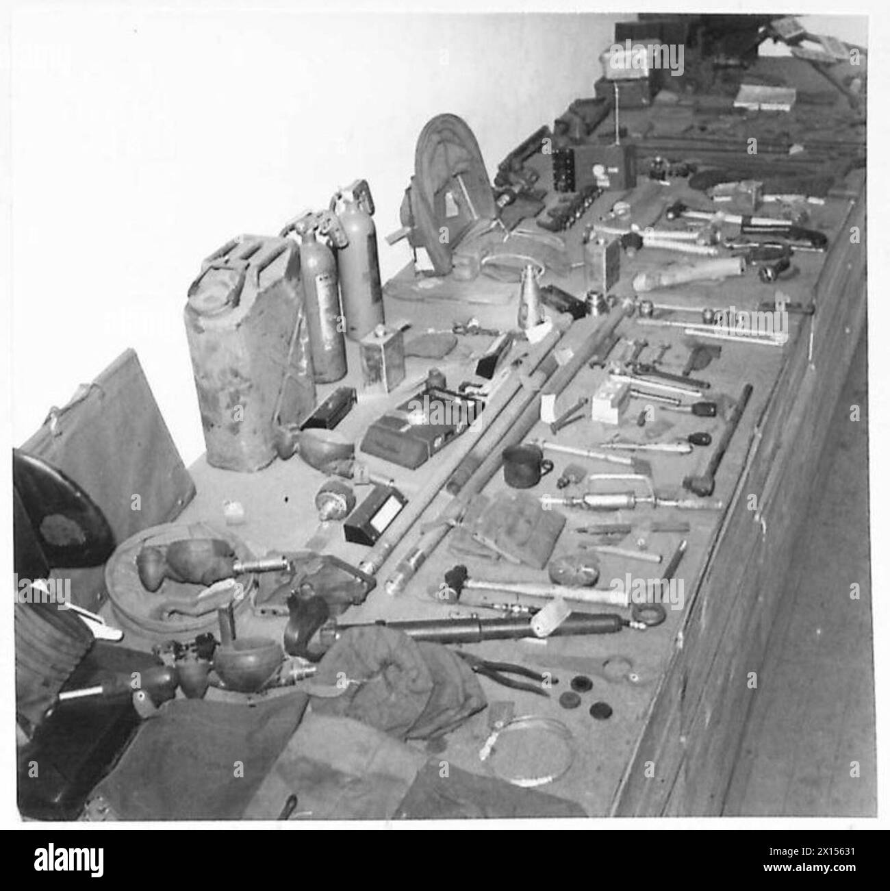 Il kit completo per un carro Sherman è predisposto per l'implementazione operativa. Foto Stock Il kit completo per un carro Sherman è predisposto per l'implementazione operativa. Foto Stock