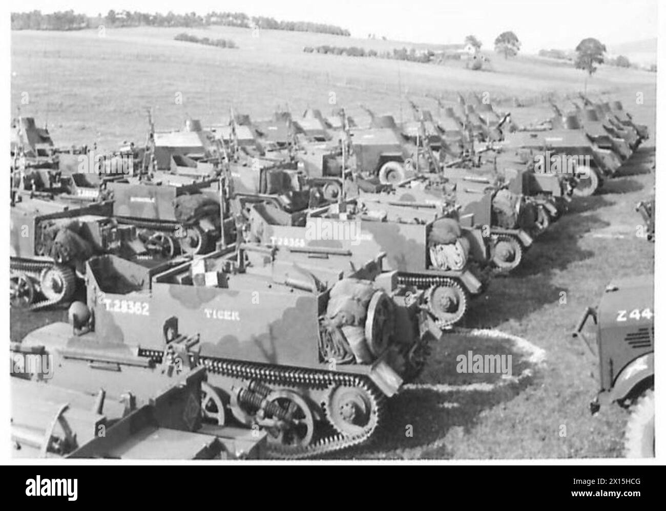 Veicoli da ricognizione del reggimento esposti dall'esercito britannico, che mostrano trasporto blindato e mobilità tattica. Foto Stock