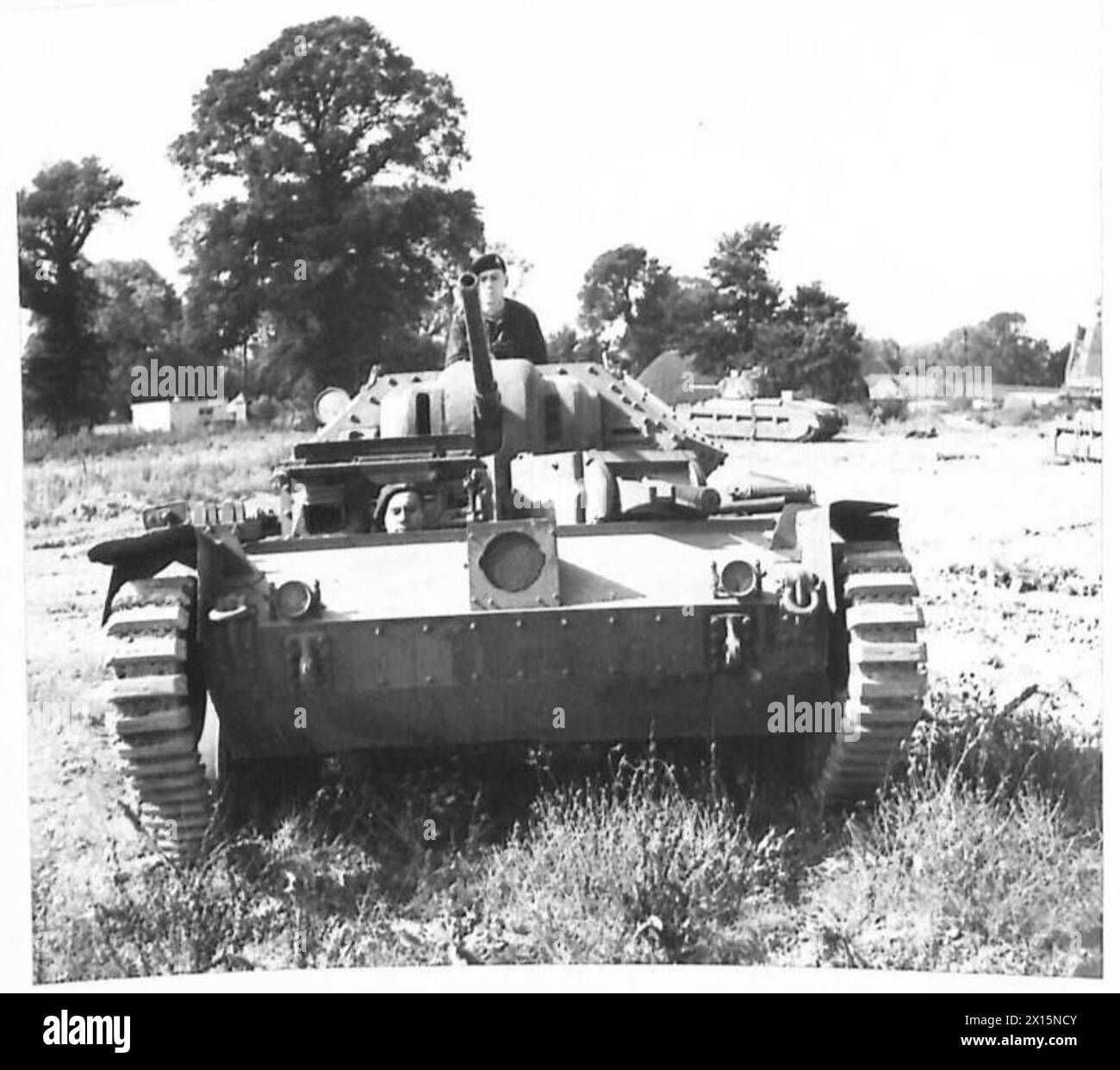 Il carro armato Crusader è schierato in operazioni di combattimento, dimostrando mobilità e potenza di fuoco, British Army. Foto Stock