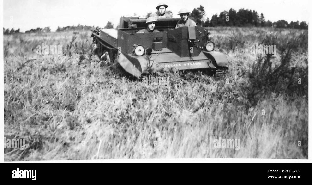 I London Irish Rifles stanno conducendo addestramento invernale 1939/40 nel Sussex, eseguendo esercitazioni sul campo, esercitazioni tattiche e preparazione delle unità sotto la supervisione dell'esercito britannico. Foto Stock