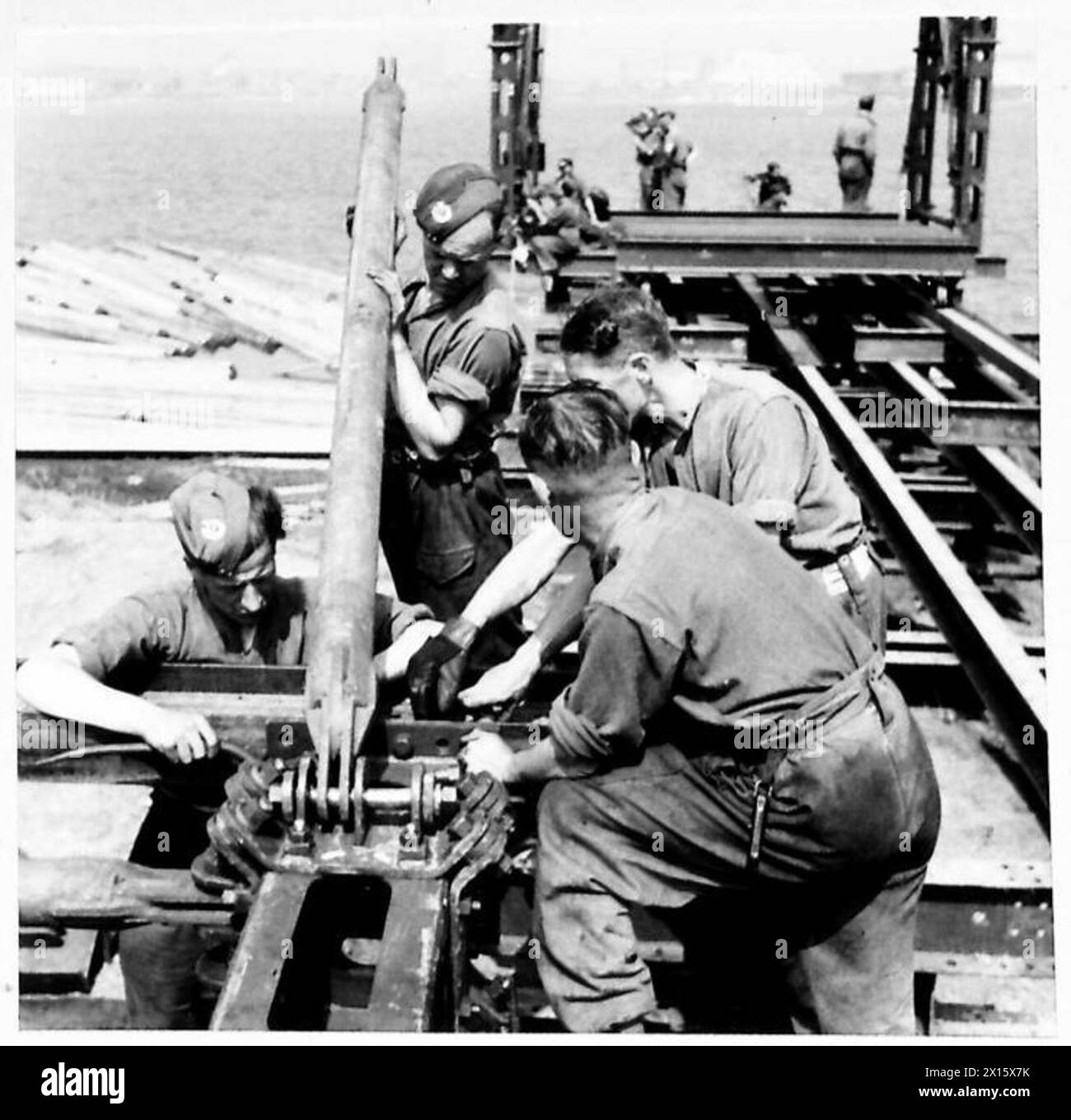 Fotografia che mostra materiale speciale T.N.3 a Barry per la documentazione dell'esercito britannico. Foto Stock