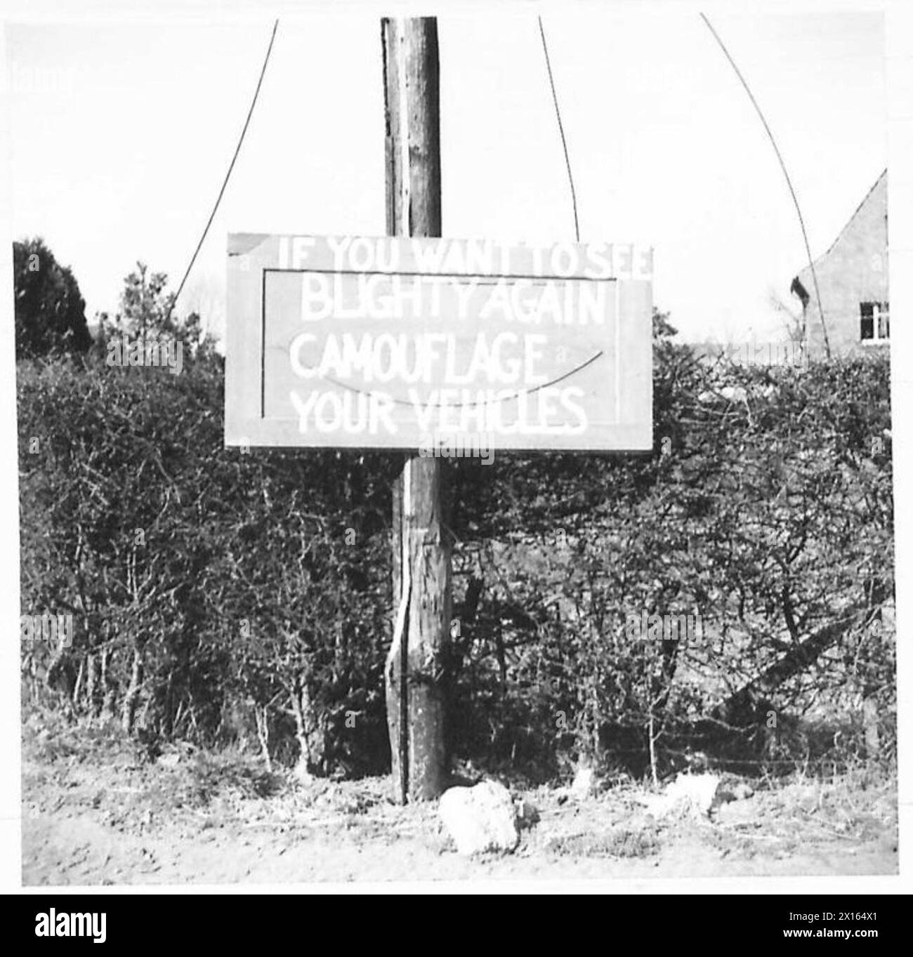 I cartelli mostrati per le truppe indicano i preparativi e i movimenti per l'imminente battaglia sul Reno sotto il 21st Army Group britannico. Foto Stock