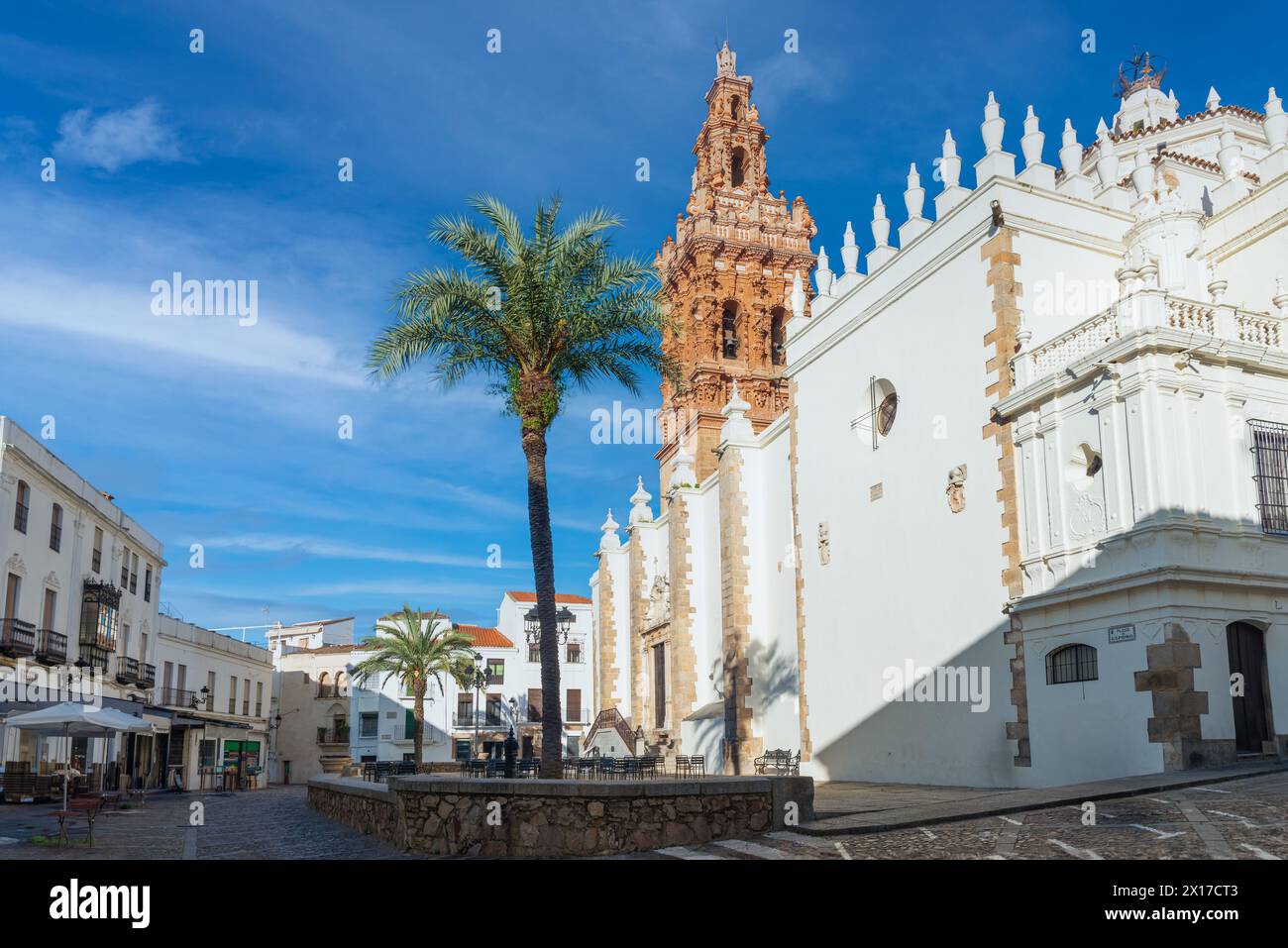 Chiesa di San Miguel in piazza della Spagna, Jerez de los Caballeros Foto Stock