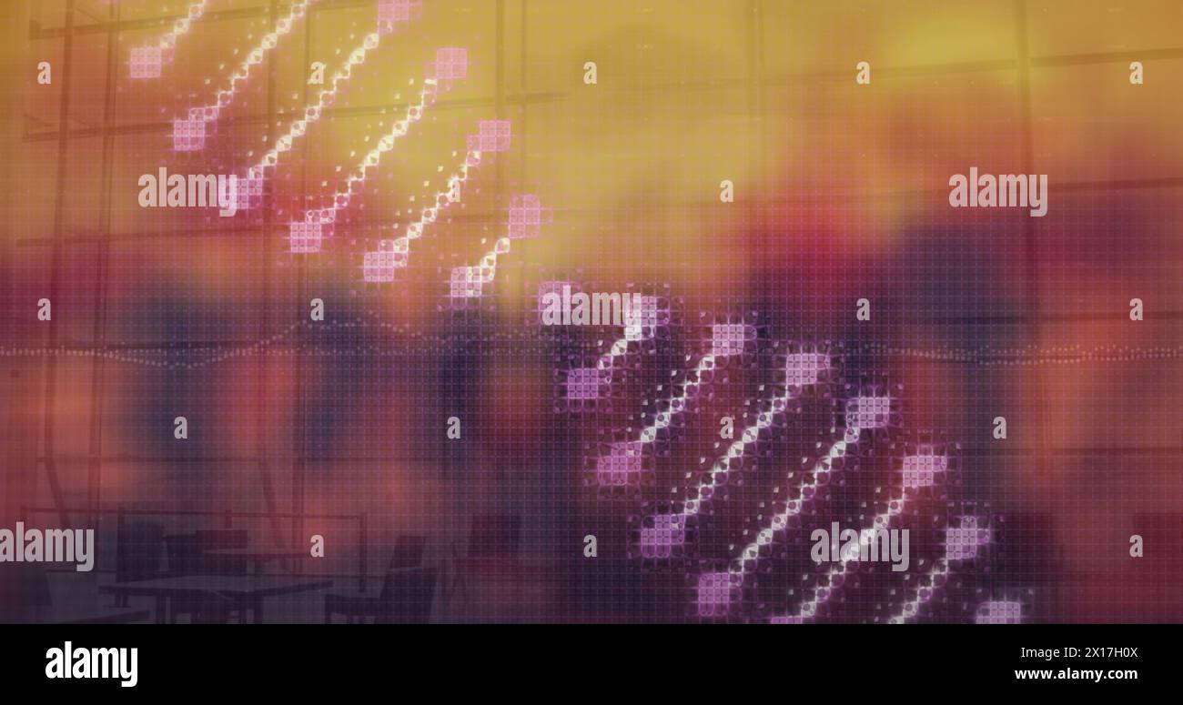 Immagine di colonne in movimento su elaborazione dati su sfondo arancione Foto Stock