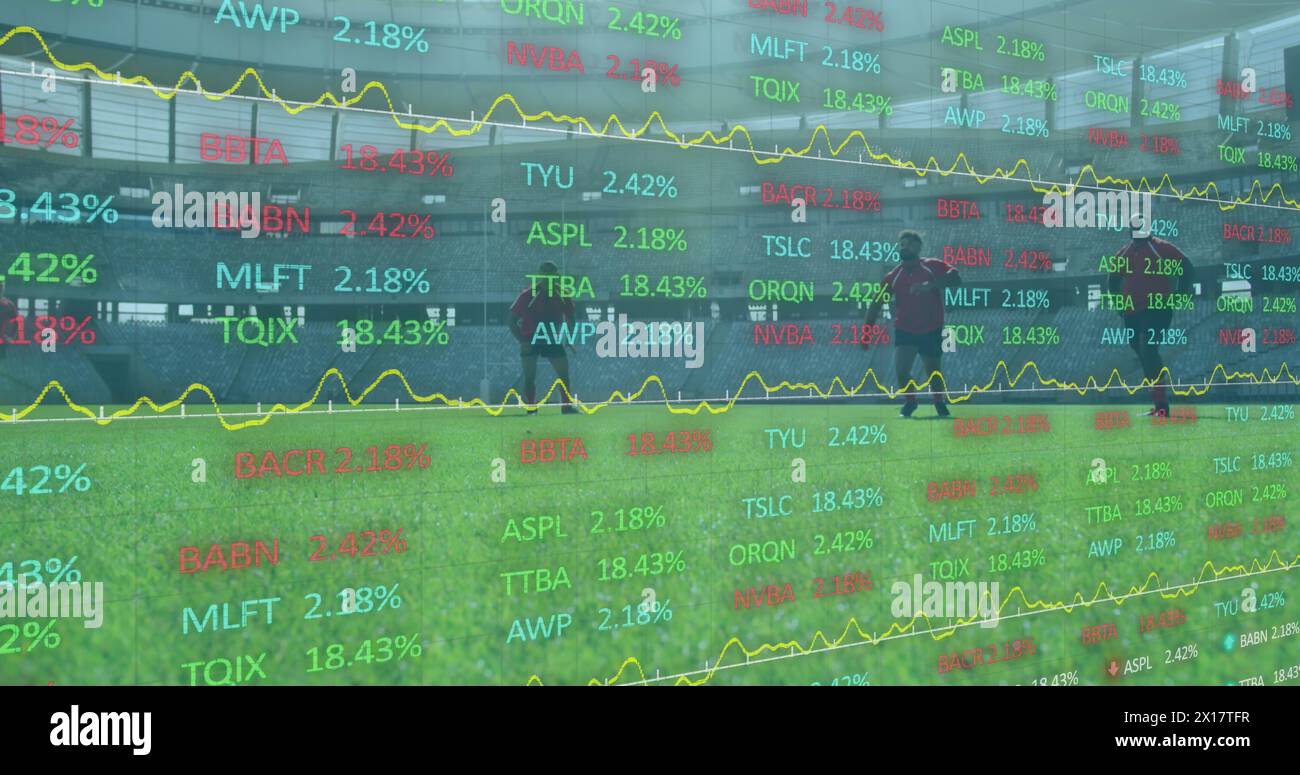 Immagine di statistiche e dati su due squadre di rugby multietniche che giocano a rugby, correndo e spingendo di Foto Stock