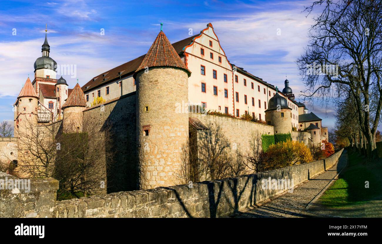 Viaggi e luoghi di interesse della Germania . Città medievale di Wurthburg e castello fortezza di Marienberg Foto Stock