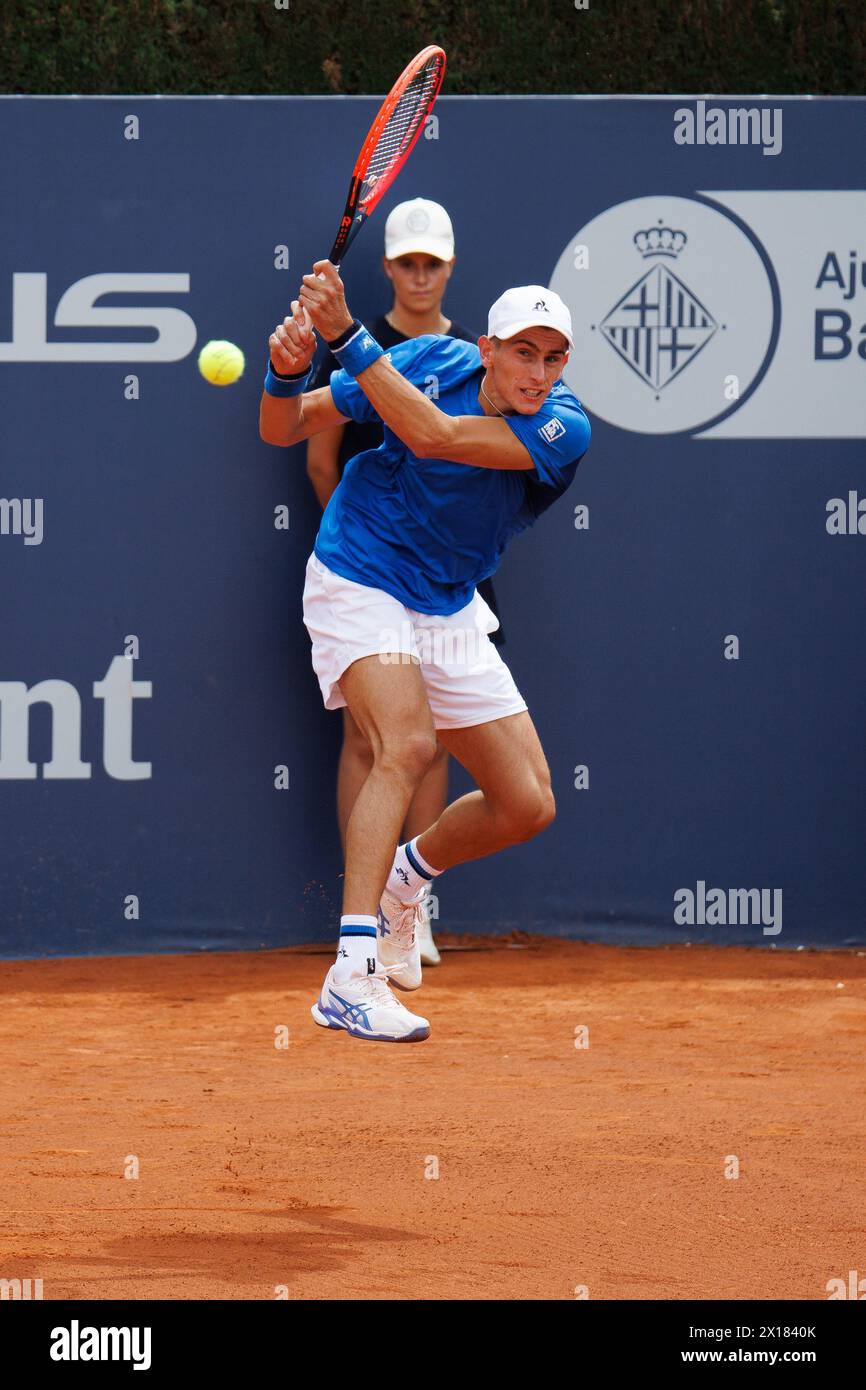 Barcellona, Spagna. 15 aprile 2024. Matteo Arnaldi in azione durante il Torneo di tennis Barcelona Open Banc de Sabadell presso il Reial Club de Tennis di Barcellona, Spagna. Crediti: Christian Bertrand/Alamy Live News Foto Stock