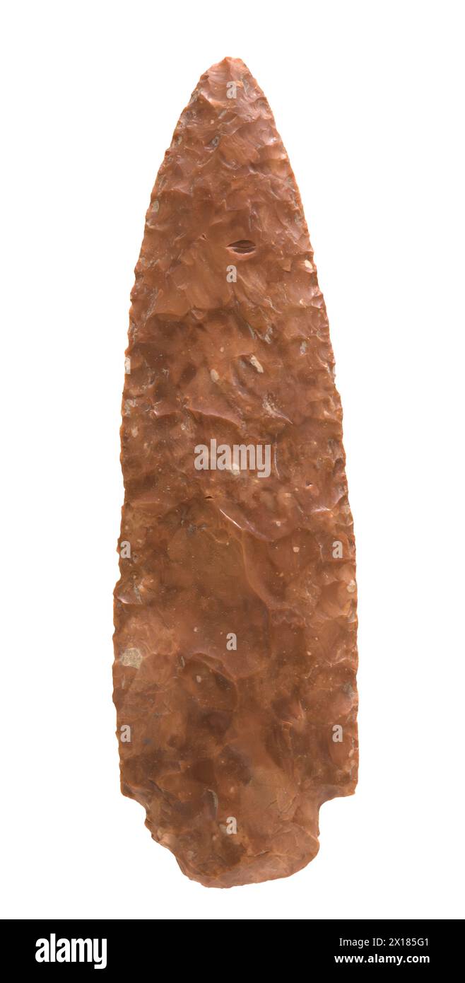 Pugnale di selce eolitico su sfondo bianco Foto Stock
