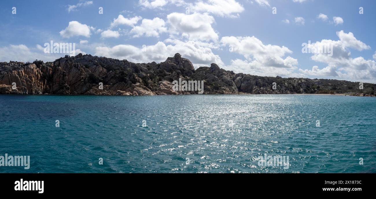 Baia, isola di la Maddalena, vicino a Maddalena, Parco Nazionale dell'Arcipelago di la Maddalena, Gallura, Sardegna, Italia, Europa Foto Stock