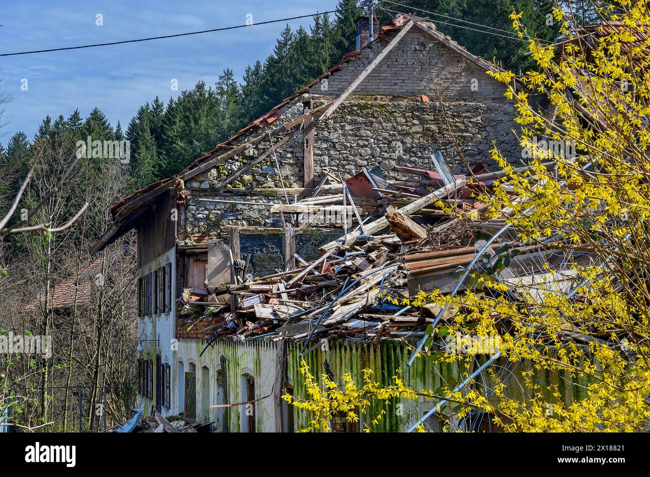 Casa rurale fatiscente, Allgaeu, Svevia, Baviera, Germania Foto Stock