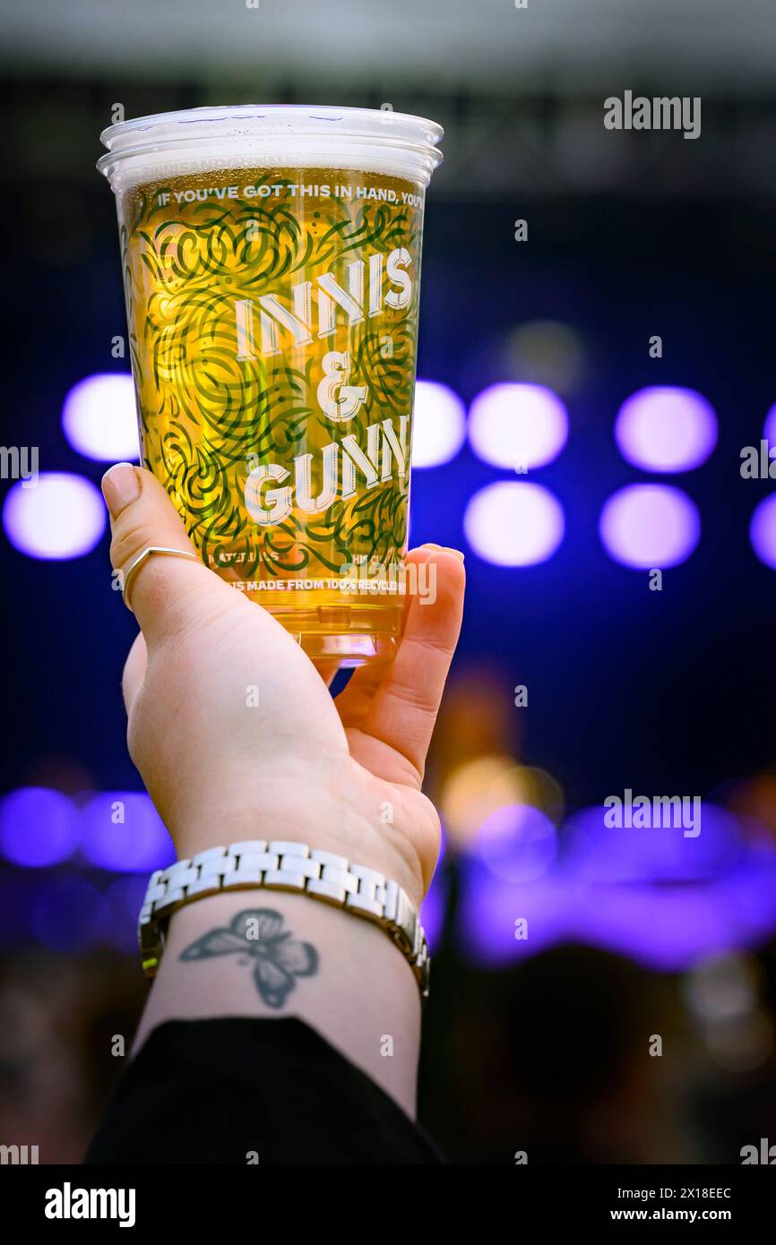 Concerti del castello di Edimburgo, castello di Edimburgo, Innes e Gunn Lager Beer Foto Stock