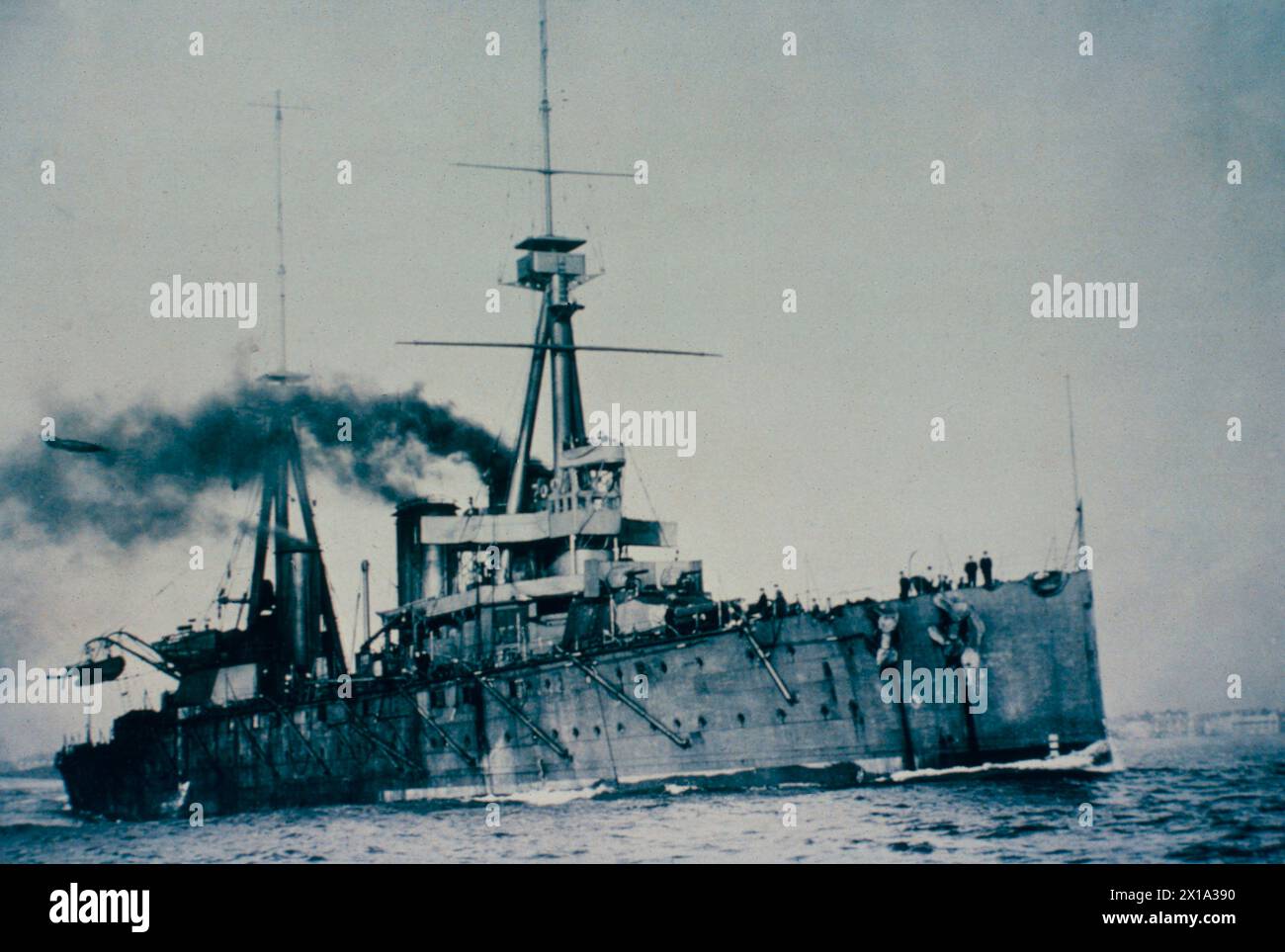 La nave da guerra inglese Invincible, 1908 Foto Stock