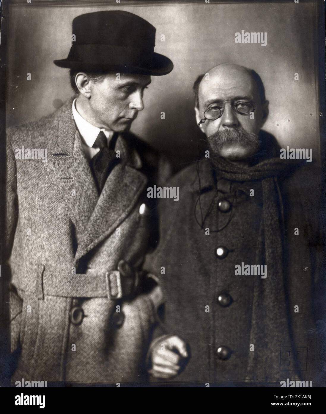 Peter Altenberg e Adolf Loos, 1918 - 19180101 PD1040 - Rechteinfo: Diritti gestiti (RM) Foto Stock