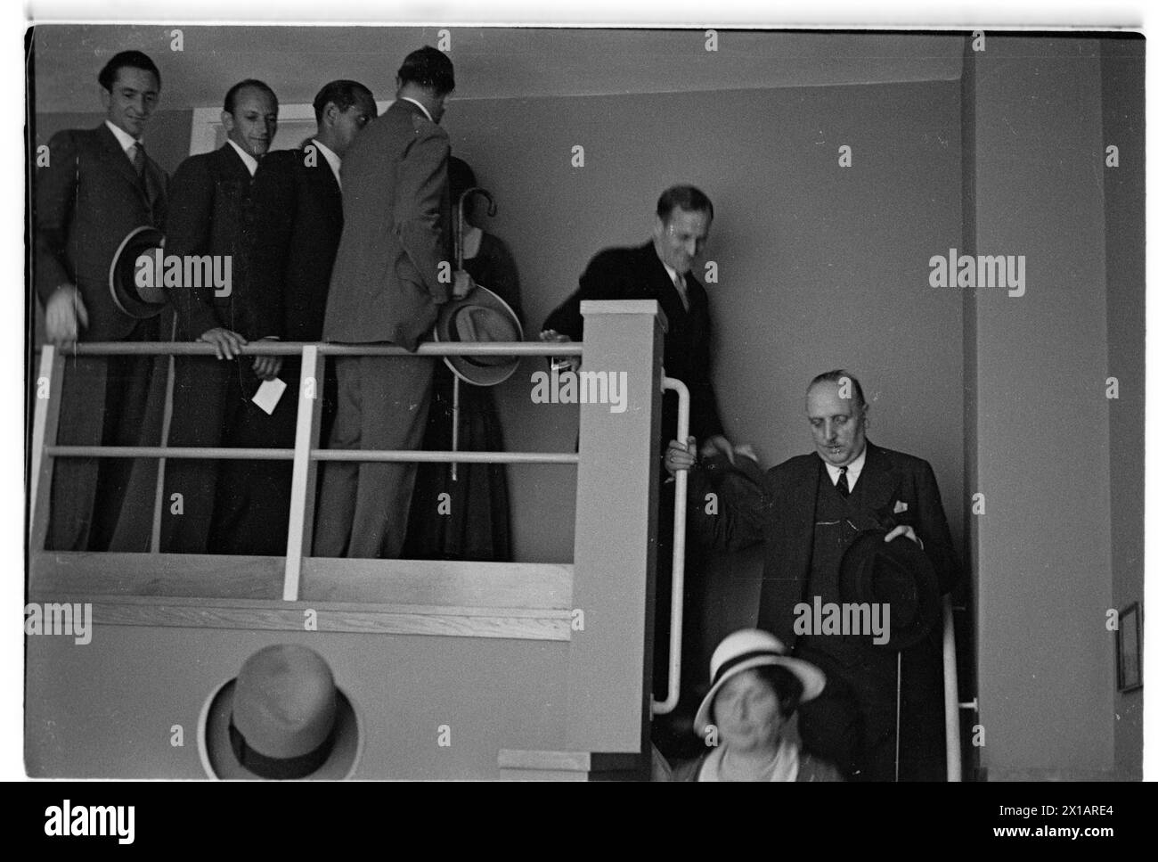 Apertura di un complesso residenziale sperimentale avviato da a Werkbund, presidente federale Miklas e Hermann Neubacher, amministratore delegato di Gesiba, 1932 - 19320101 PD6788 - Rechteinfo: Diritti gestiti (RM) Foto Stock