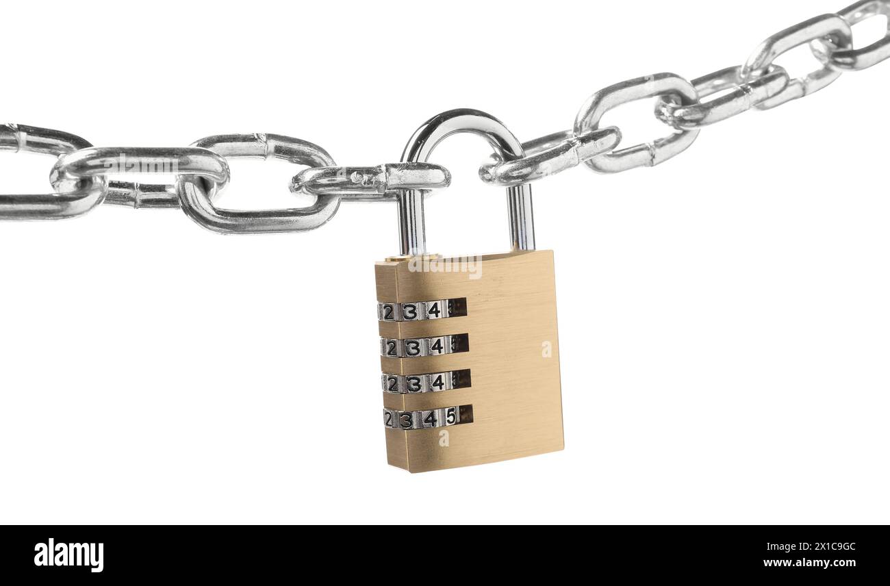 Lucchetto combinato in acciaio e catena isolati su bianco Foto Stock
