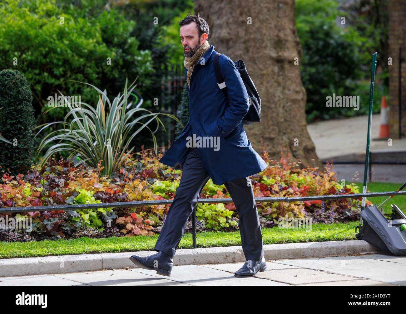 Londra, Regno Unito. 16 aprile 2024. Politicista e direttore della campagna, Isaac Levido, a Downing Street. Crediti: Karl Black/Alamy Live News Foto Stock