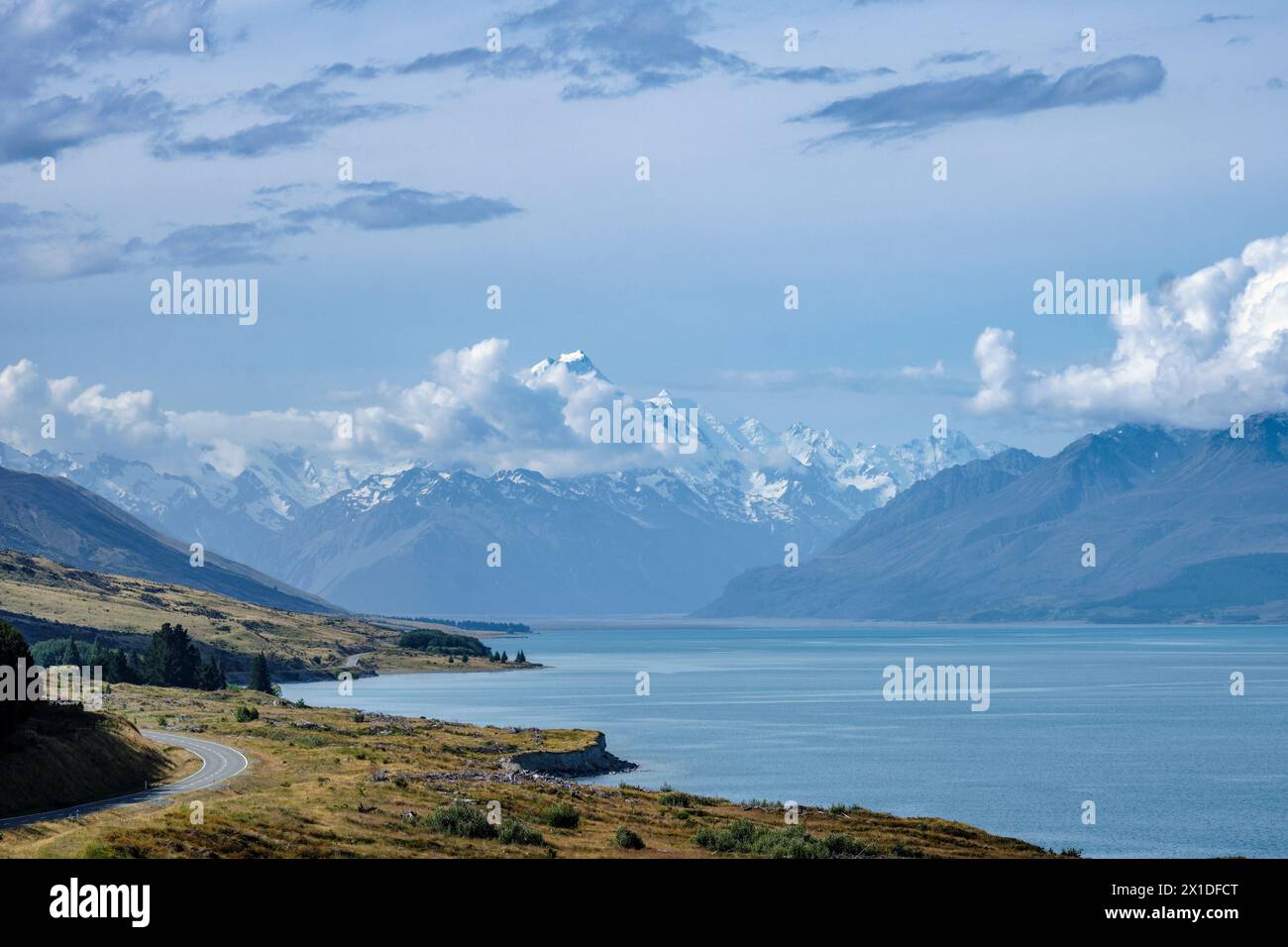 Lago Pukaki e Aoraki/Mt Cook, South Island, Nuova Zelanda Foto Stock
