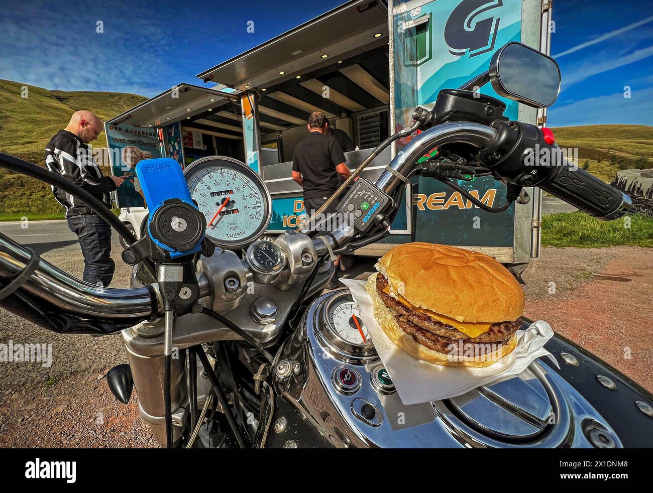 Bar per hamburger a bordo strada per motociclisti Foto Stock