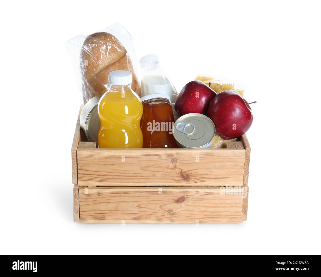 Scatola per donazioni con prodotti alimentari isolati su bianco Foto Stock