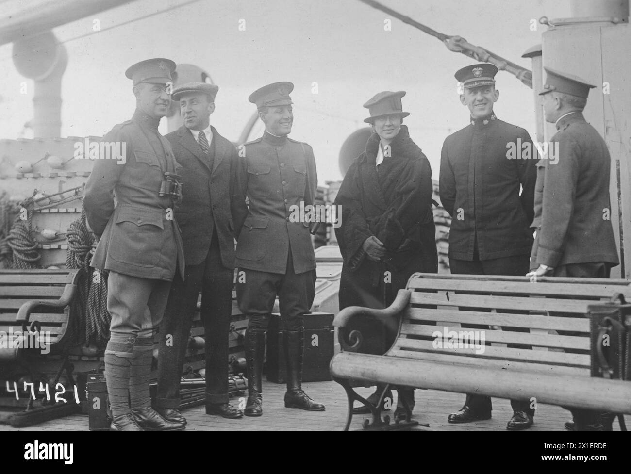 A bordo della U.S.S. George Washington in viaggio per la conferenza sulla pace. Brig. Gen., Churchill, George Creel e altri ca. 1918-1919 Foto Stock