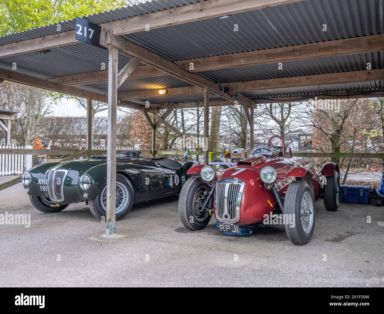 Aprile 2024 - 81a riunione dei membri a Goodwood Foto Stock