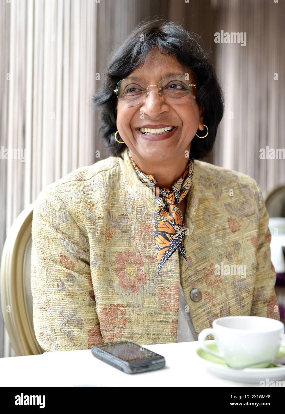 Navanethem Pillay sudafricano, alto Commissario delle Nazioni Unite per i diritti umani, parla durante un'intervista a Vienna, Austria, 26 giugno 2013. Pillay partecipa alla conferenza di Vienna+20 dal titolo "diritti umani nelle crisi” tenutasi presso la camera dell'Unione europea a Vienna dal 25 al 26 giugno 2013. - 20130626 PD1378 - Rechteinfo: Rights Managed (RM) Foto Stock