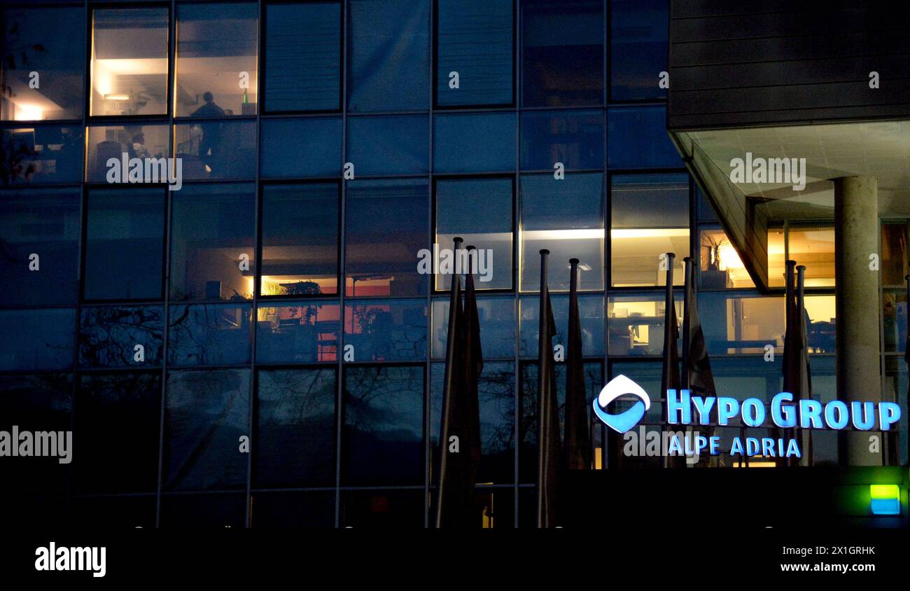 Immagini dell'edificio della banca Hypo Alpe-Adria a Klagenfurt, Carinzia, Austria, 2014/02/15. - 20140214 PD11085 - Rechteinfo: Diritti gestiti (RM) Foto Stock