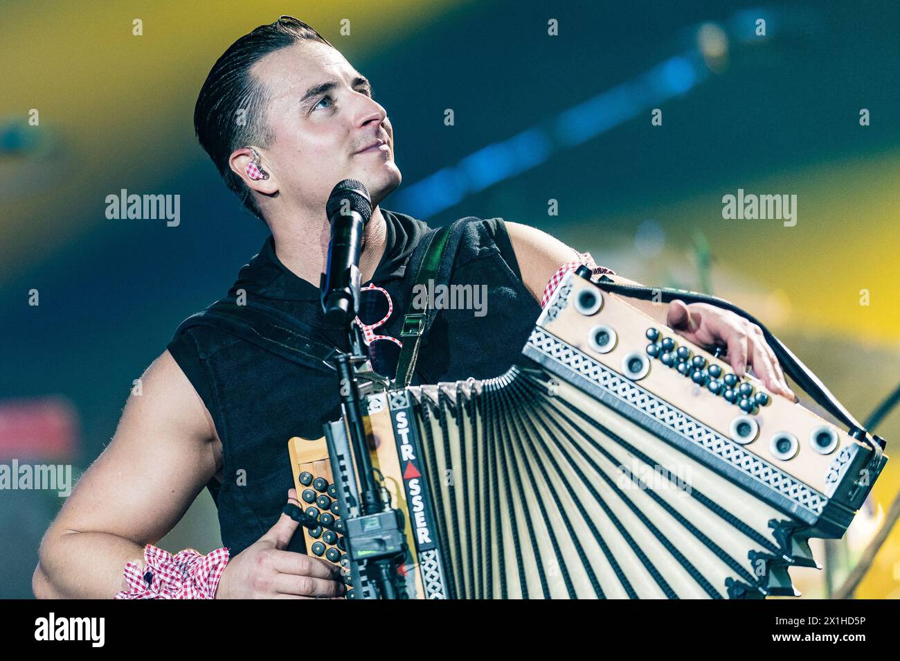 Andreas Gabalier durante il tour upbeat di Andreas Gabalier all'Olympiahalle di Innsbruck, Austria, il 2018/11/29. - 20181129 PD7150 - Rechteinfo: Diritti gestiti (RM) Foto Stock