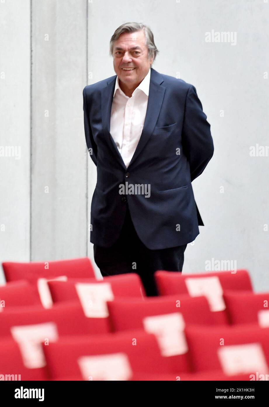 L'autore sloveno Drago Jancar sorride durante la cerimonia di premiazione del "Premio di Stato austriaco per la letteratura europea" tenutasi il 3 agosto 2020 a Salisburgo. - 20200803 PD1926 - Rechteinfo: Diritti gestiti (RM) Foto Stock